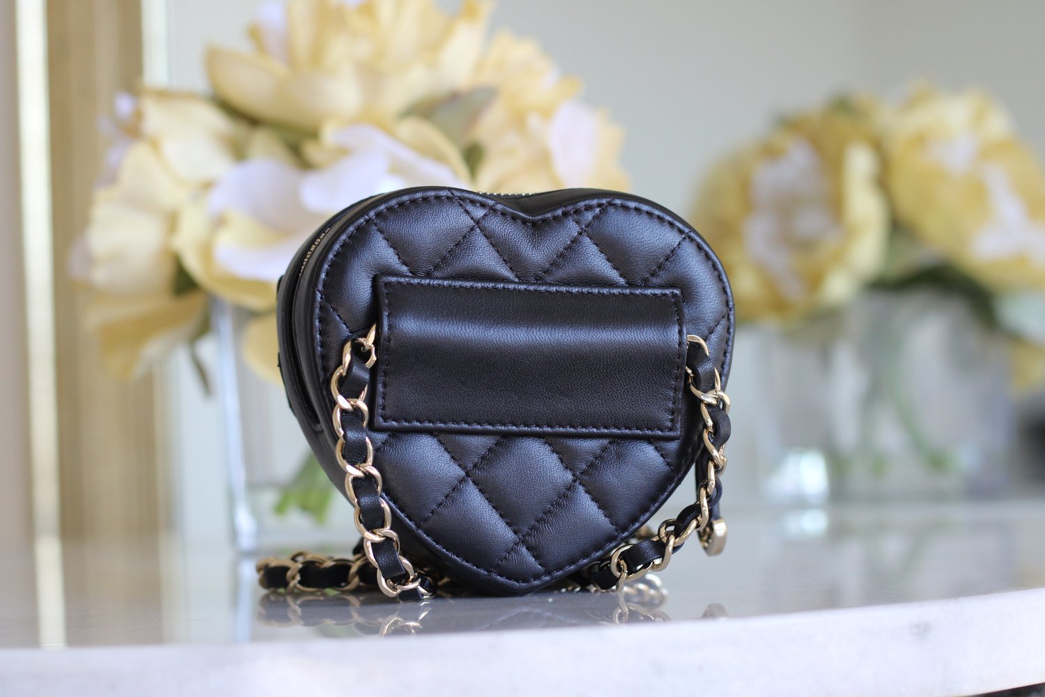 22S Black Lambskin In Love Heart Belt Bag with Light Gold Hardware —  Luxxedition