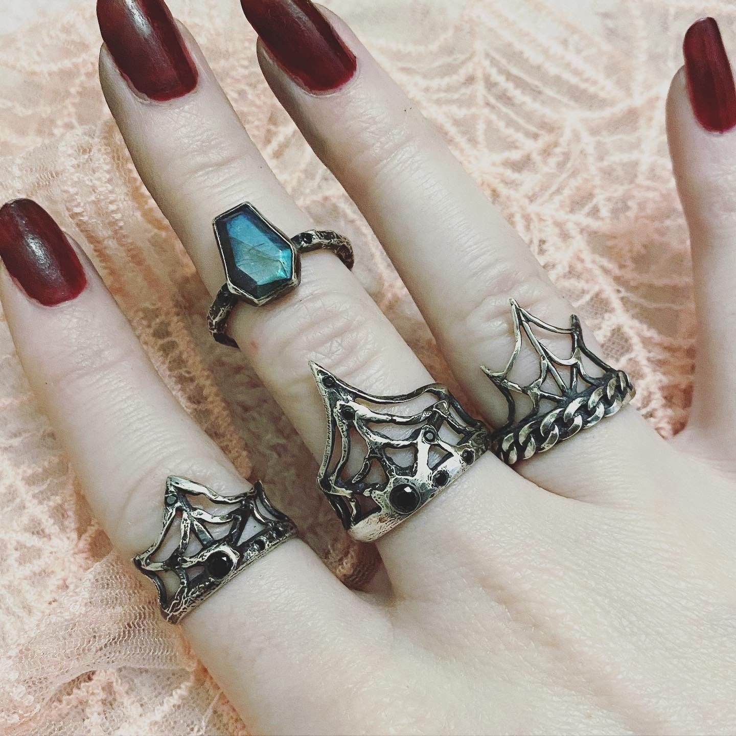 https://i.etsystatic.com/21602219/r/il/fbefd2/3399306032/il_fullxfull.3399306032_p5br.jpg