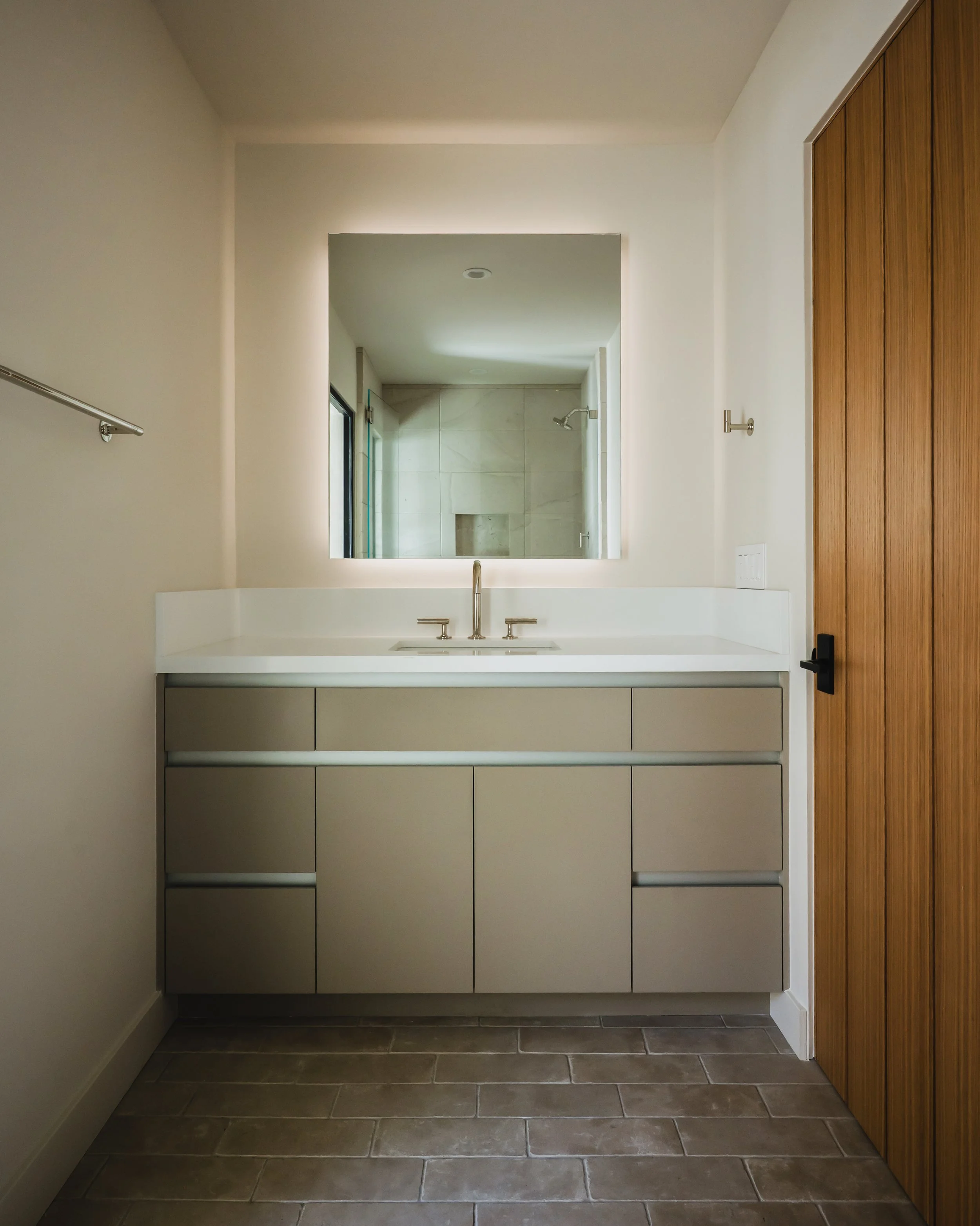 125. Casita Bathroom_.jpg