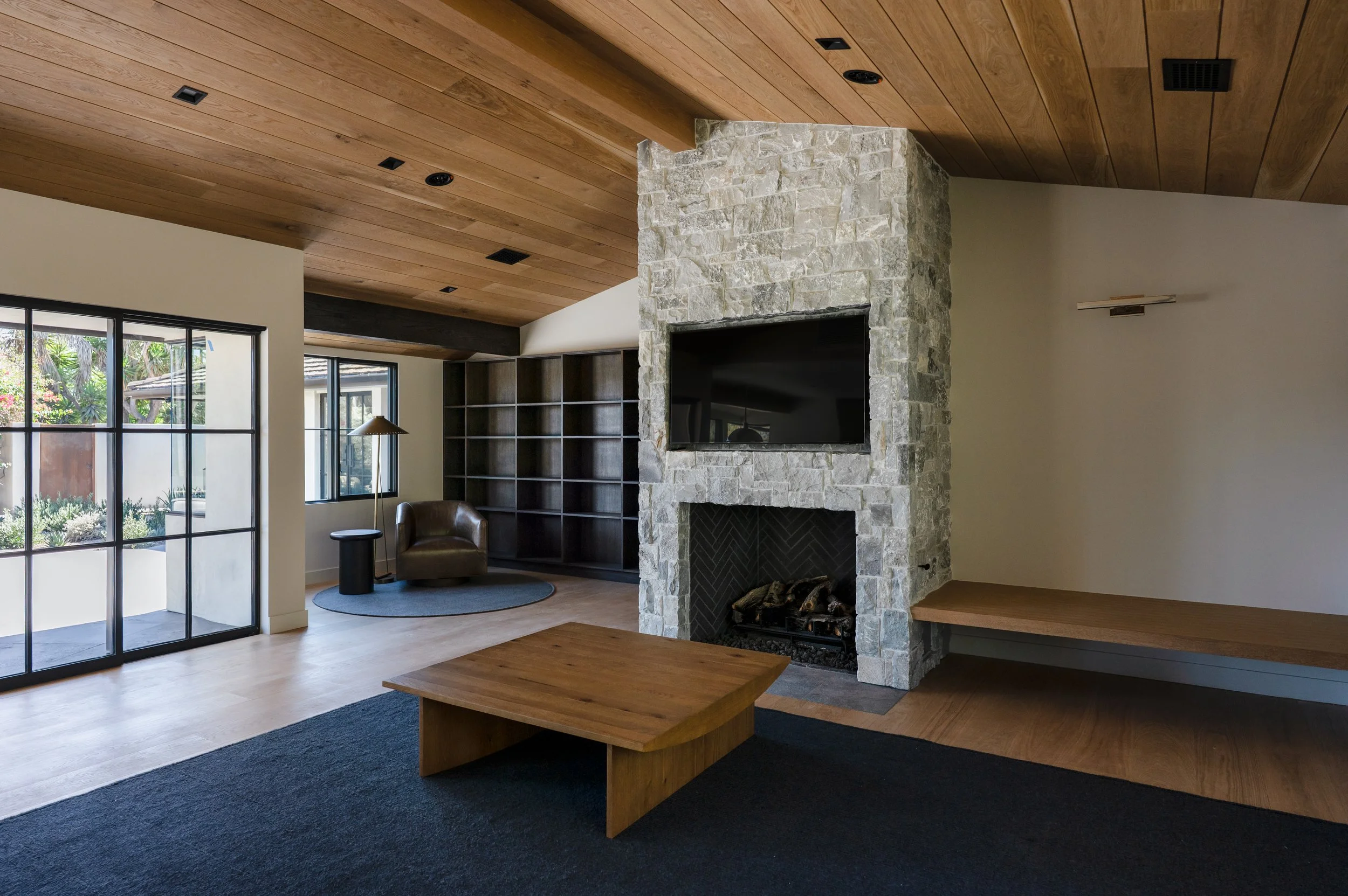 114. Family Room 2.jpg