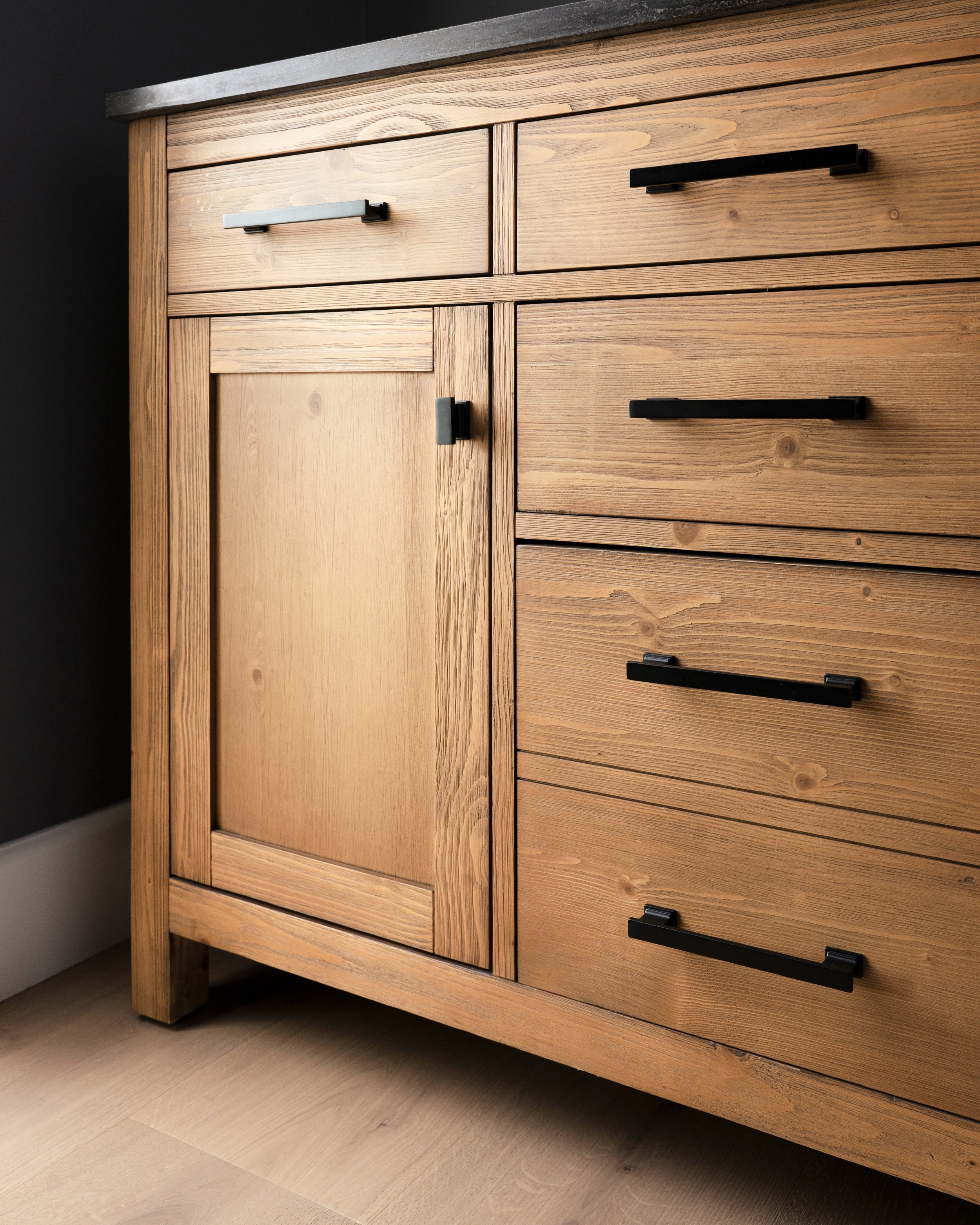 71. Powder room 3_Dean.jpg