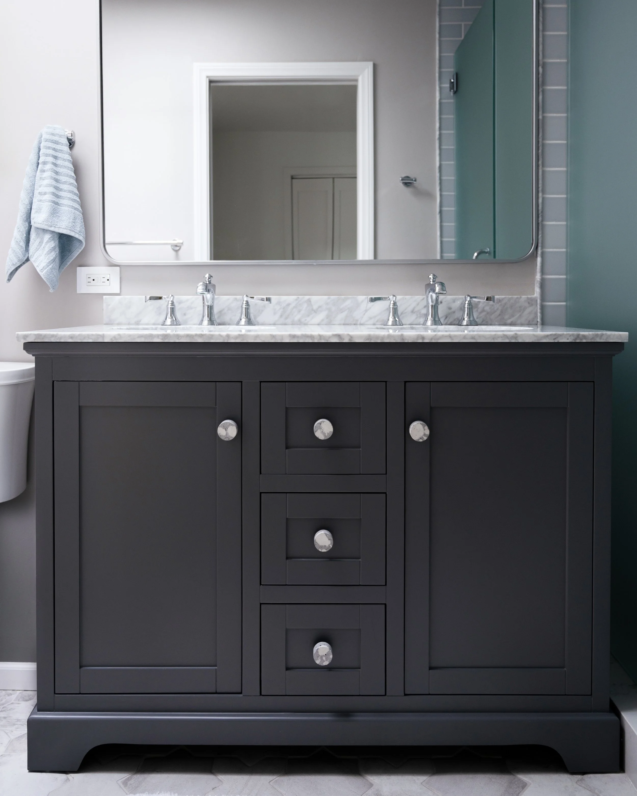 101. Kids Bath 1_Dean.jpg