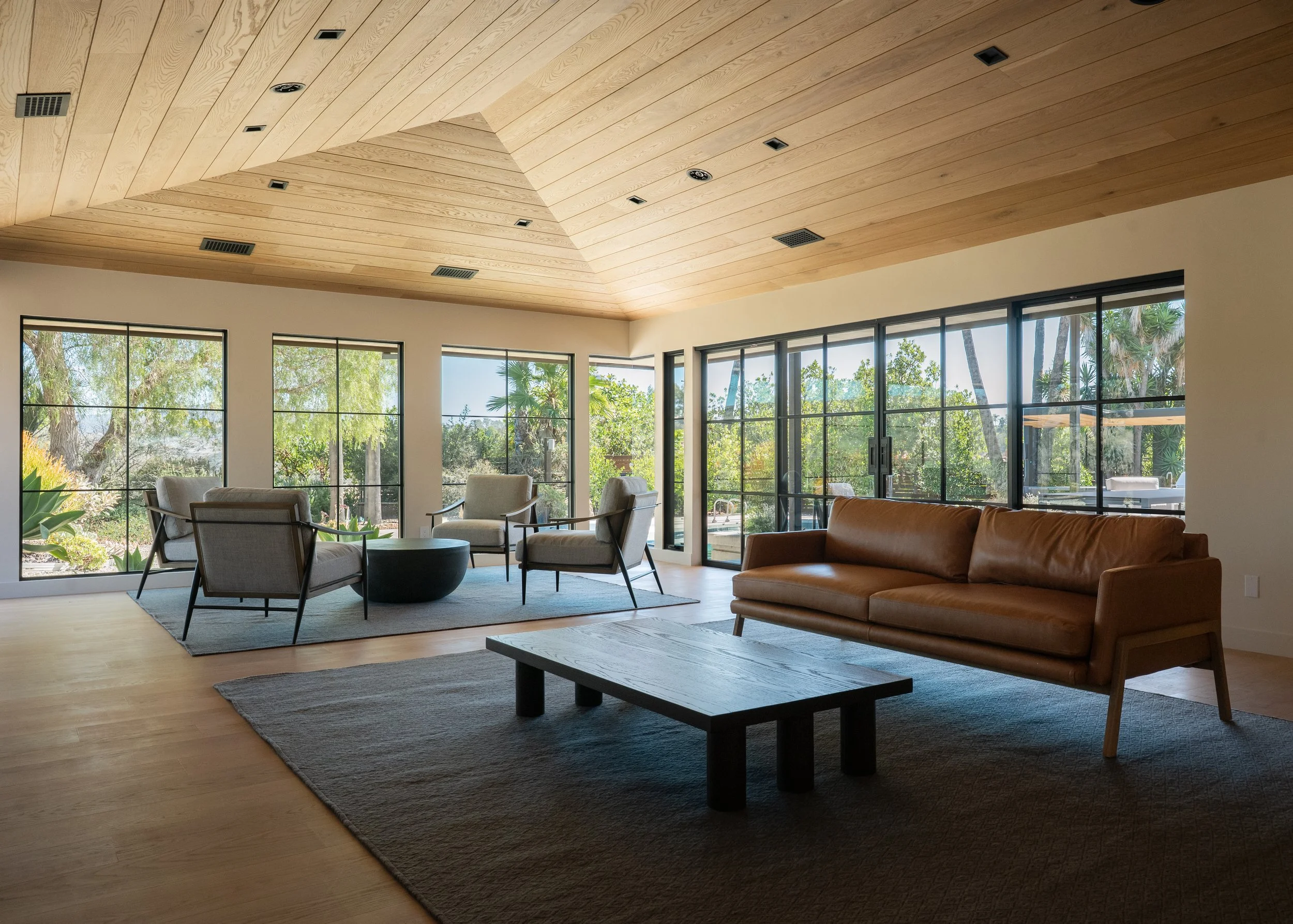 22. Living Room_.jpg