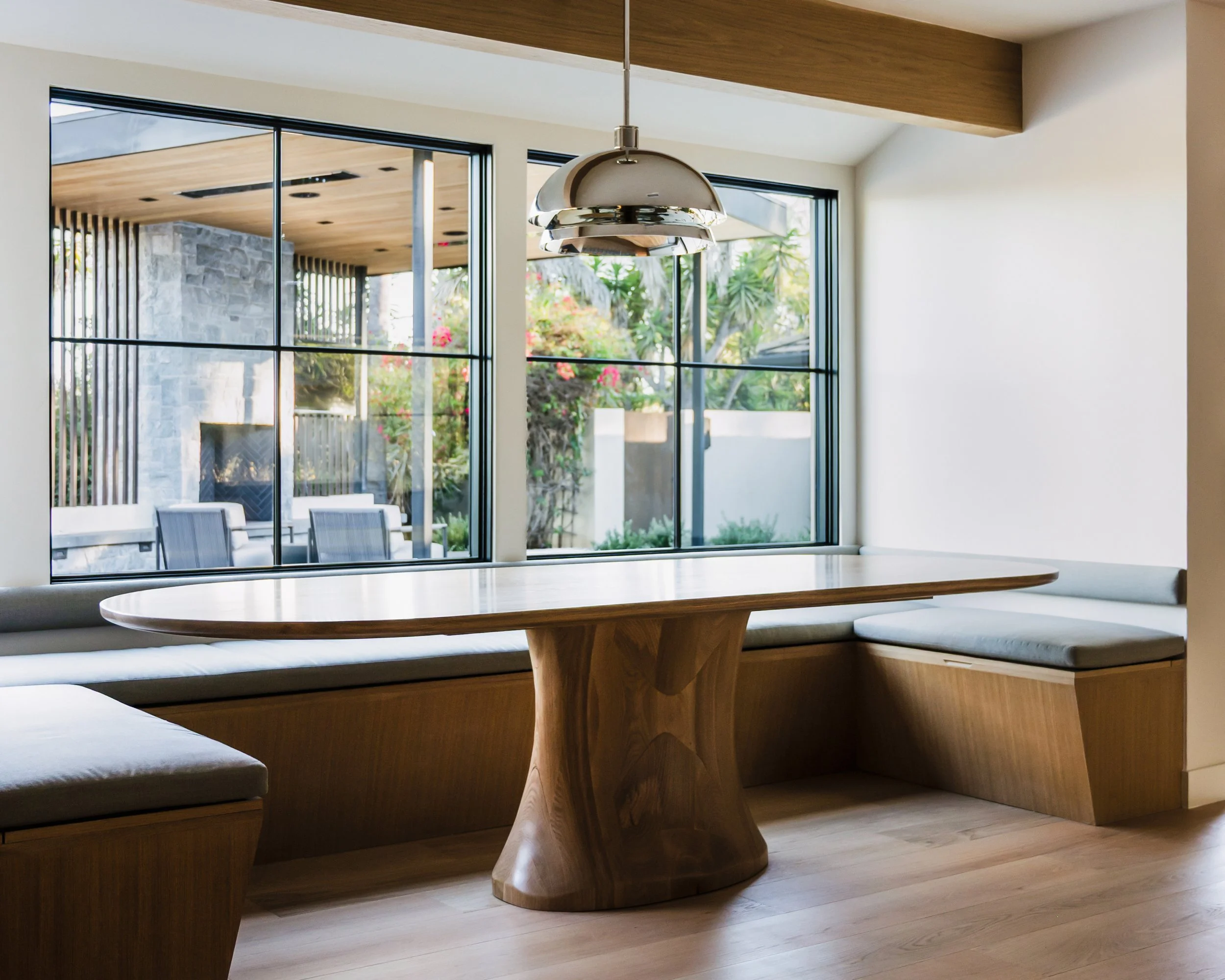 90. Breakfast Nook 3.jpg