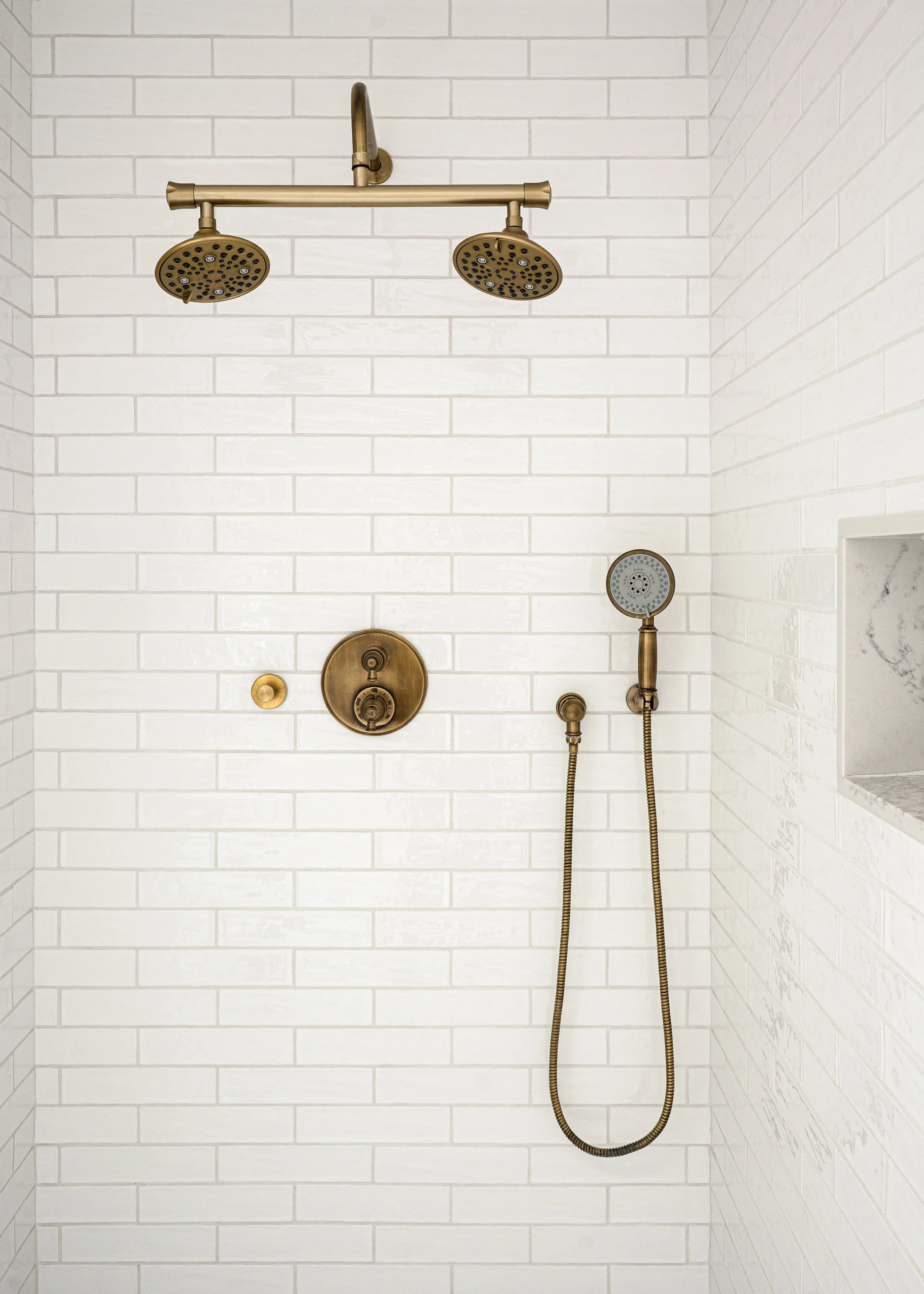 89. Primary Bathroom 10_Dean.jpg