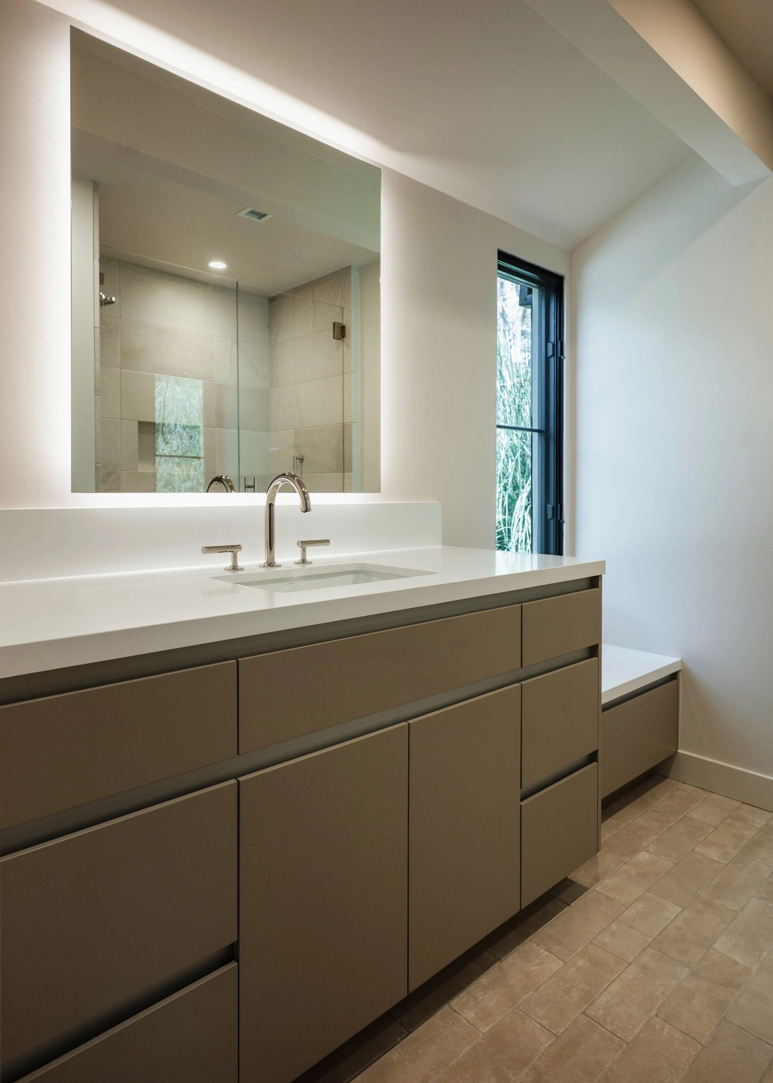 60. Bathroom 2_1.jpg