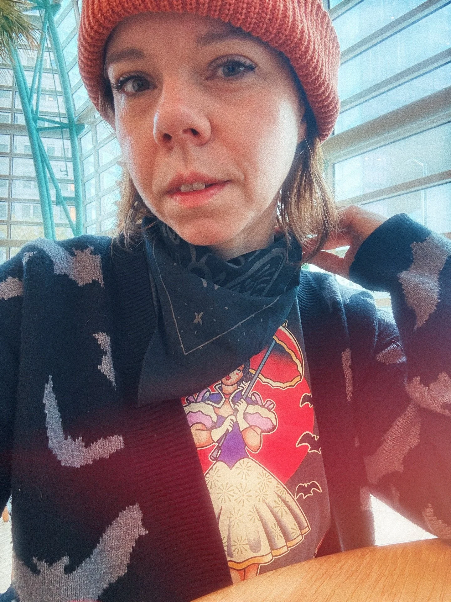 👁️Hey Sugars!👁️ It&rsquo;s my favorite day! Happy Halloween! Here&rsquo;s a little roundup that makes me feel like this was just a typical October, and not the dystopian weirdscape we all seem to be trapped in.
👻
1. 🦇 My over-the-top Halloween fi