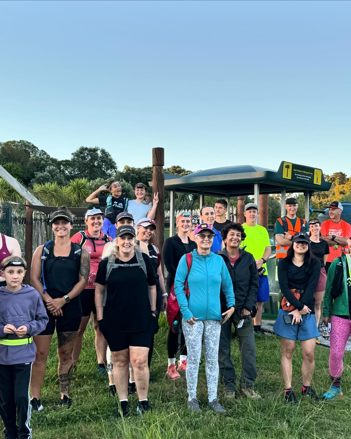 What an amazing night walk/run we put on for our community 💕 getting people into the gorgeous trails is our jam x thanks to our volunteers for helping xx Coach Maree.

#communityrun #shakespearregionalpark #trailrunning #trailwalking #merrell