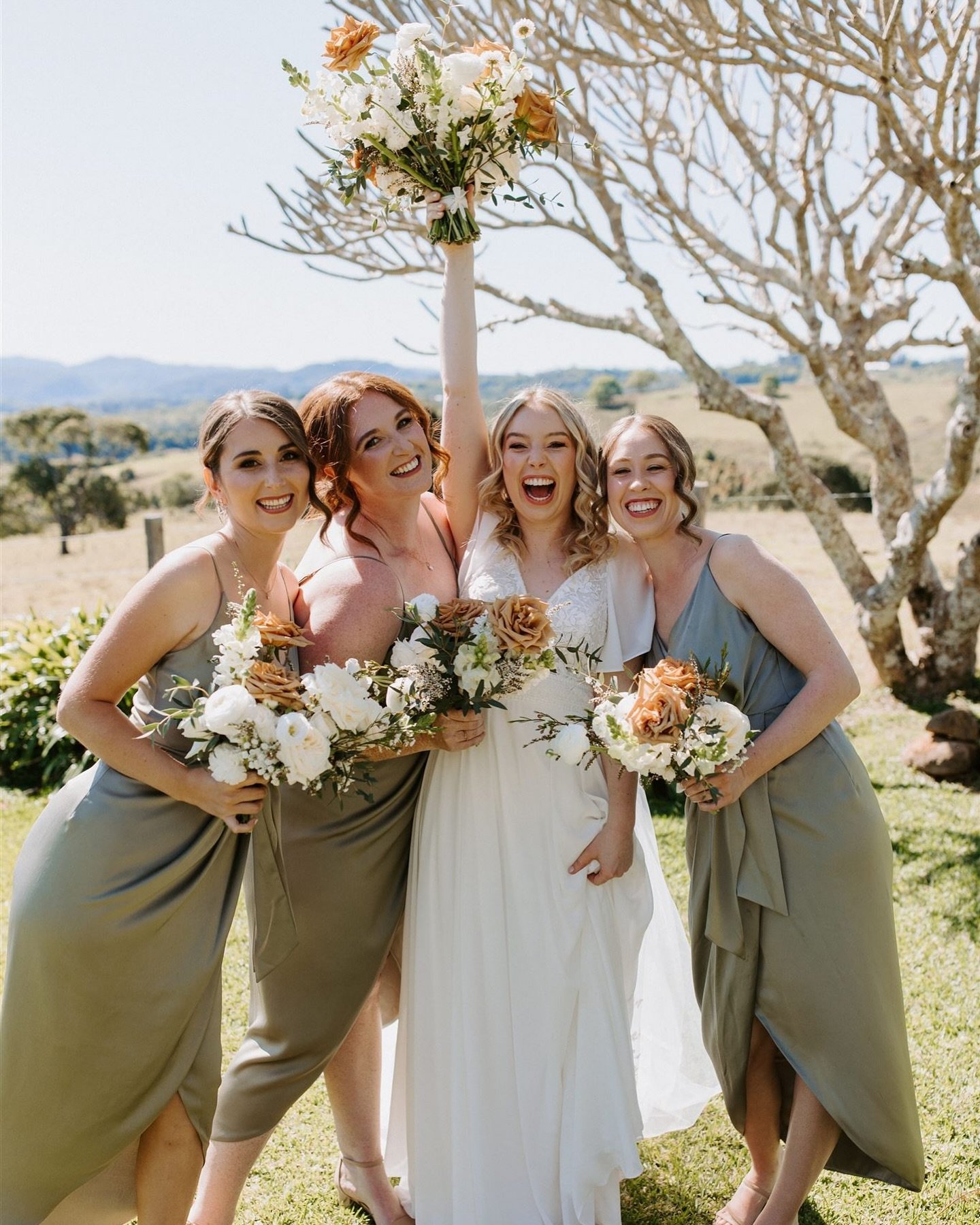 We get just as excited as our lovely bride Emma here when you choose us for your wedding day! 

We have limited availability for this year on peak season dates, so reach out and we would love to send you a quote. 

@emmaastrid_ 
Photography: @elinban