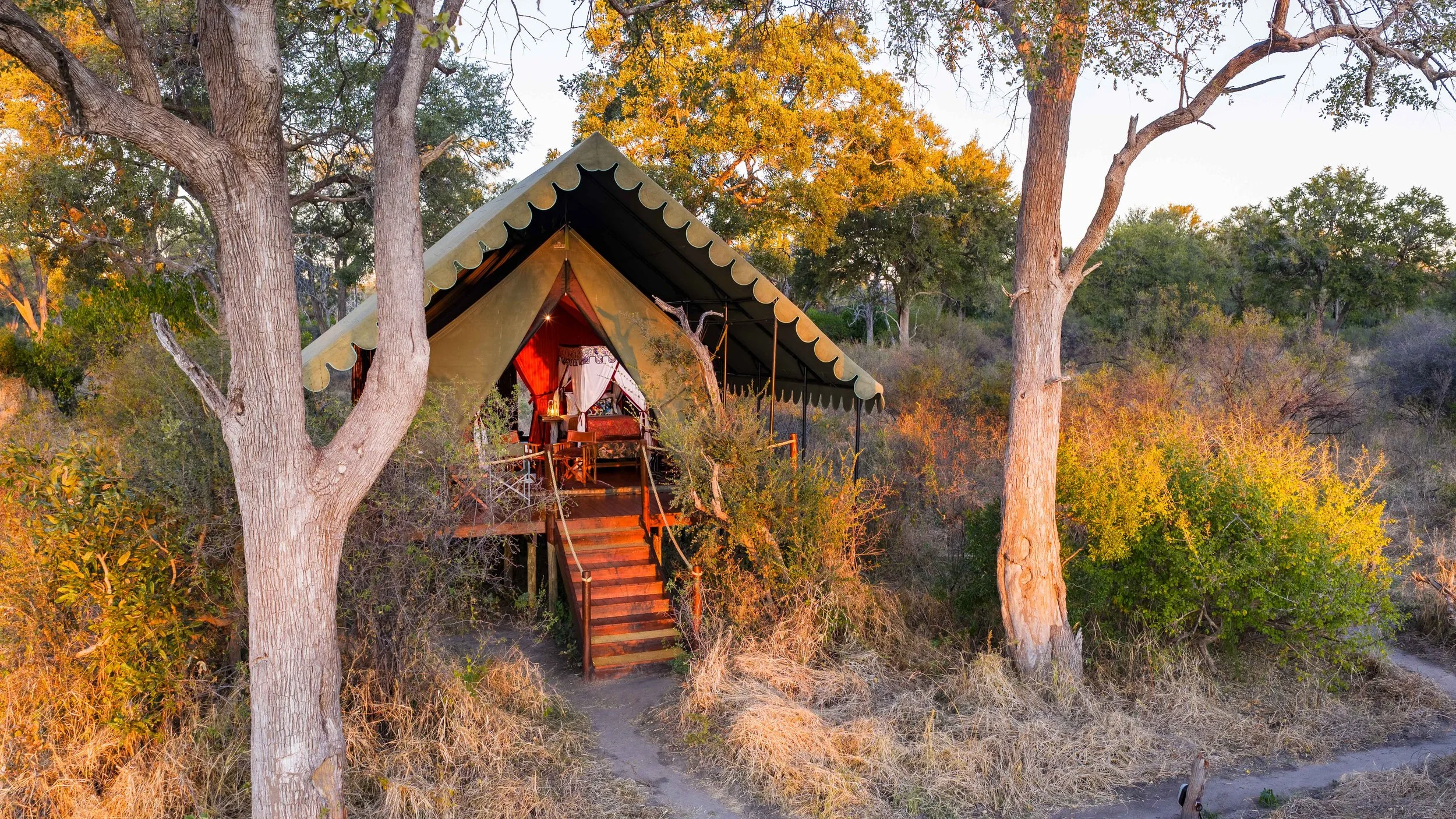 Bots_Mbamba_Guest Tent Exterior 2.jpg