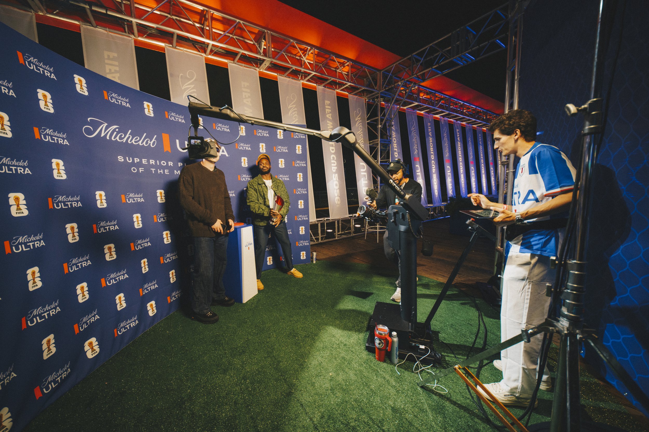 26.06.11 - Ocean Front Cafe   Pitchside Pier_Eduardo Orelha - DSC07282.JPG