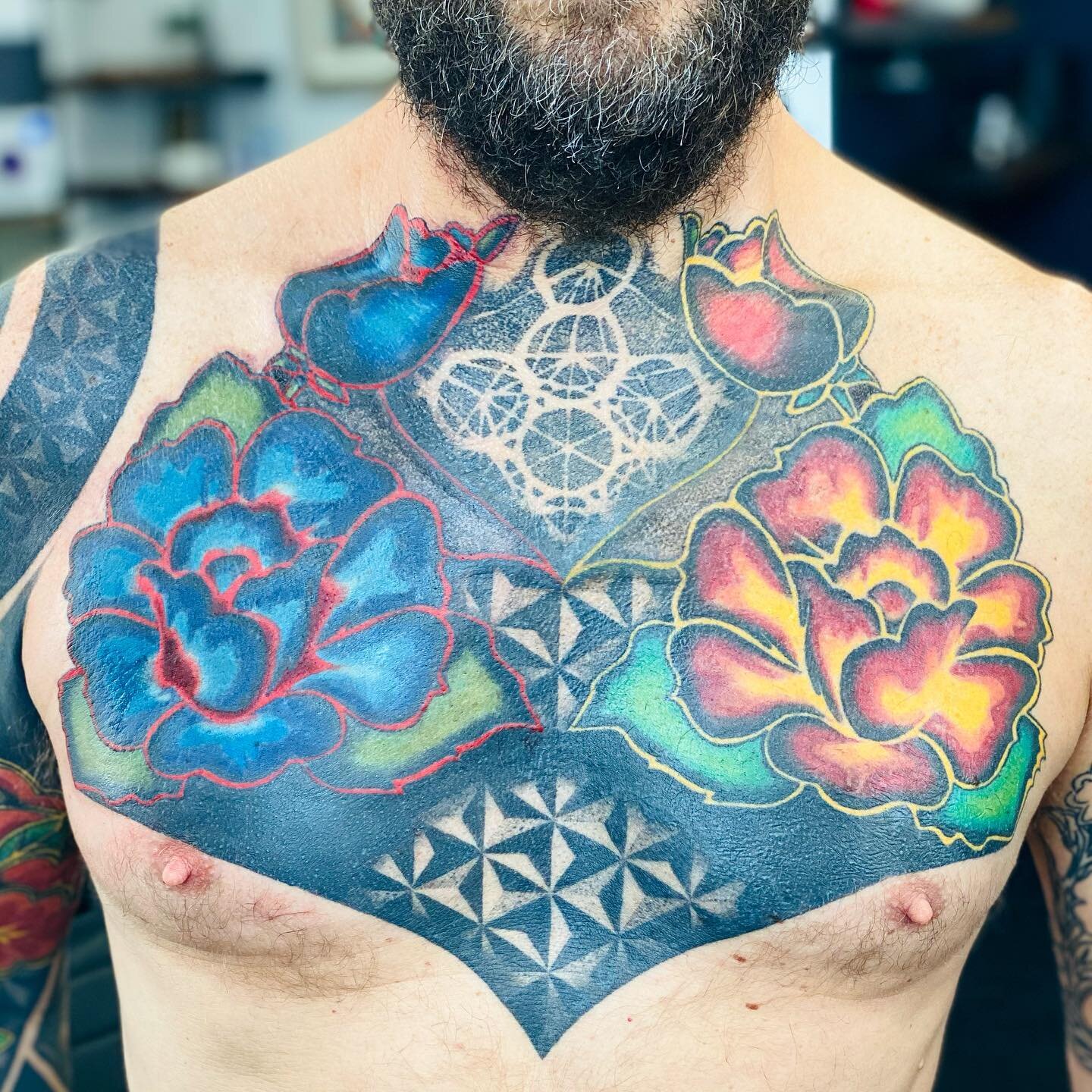 Mostly healed ongoing chest piece&hellip;.. Steve lives in France a lot of the time so this is the first time we&rsquo;ve seen each other in well over a year! #lthirteenuk