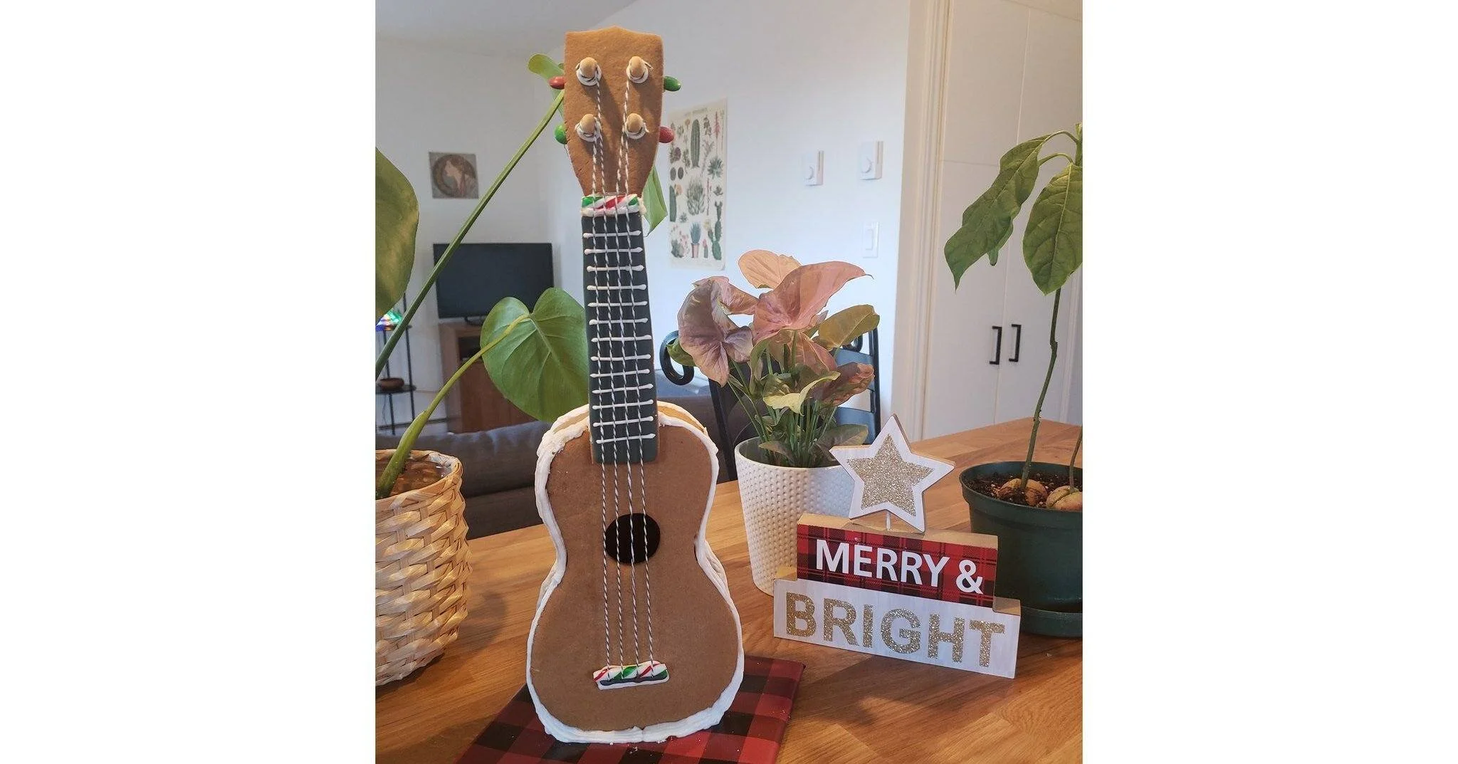 Sending a big THANK YOU to all of my students and their families for all of the support, holiday wishes, cards, and gifts. You all worked so hard and did amazing in your recital! I couldn't be more proud of how much you have improved over 2022, and I