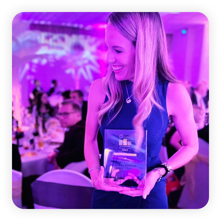 LaunchStudio-AwardCeremony-Lucie.png