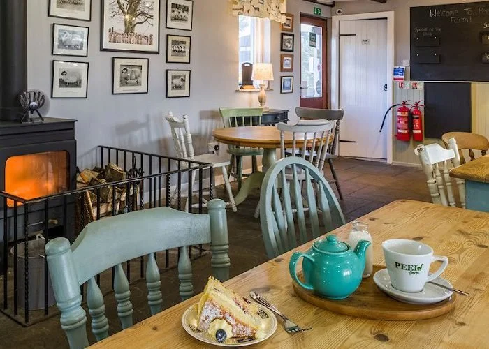 Peel Farm Shop