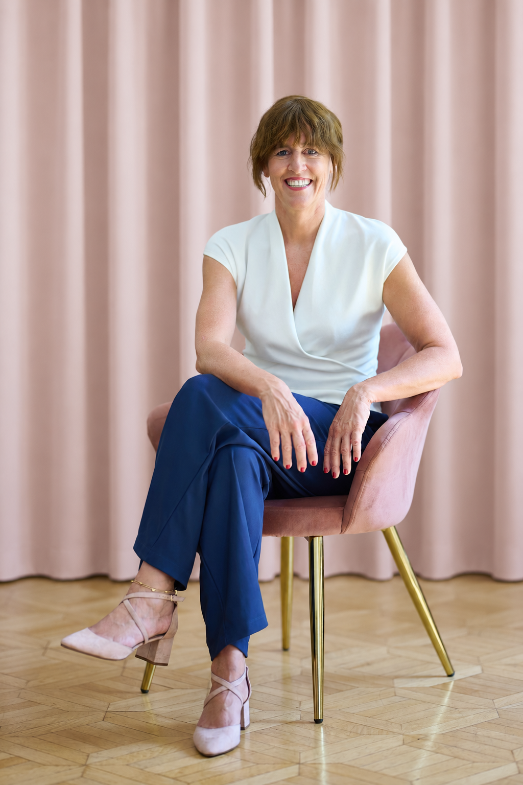 Elisabeth Sechser - CaringEconomy-Expertin