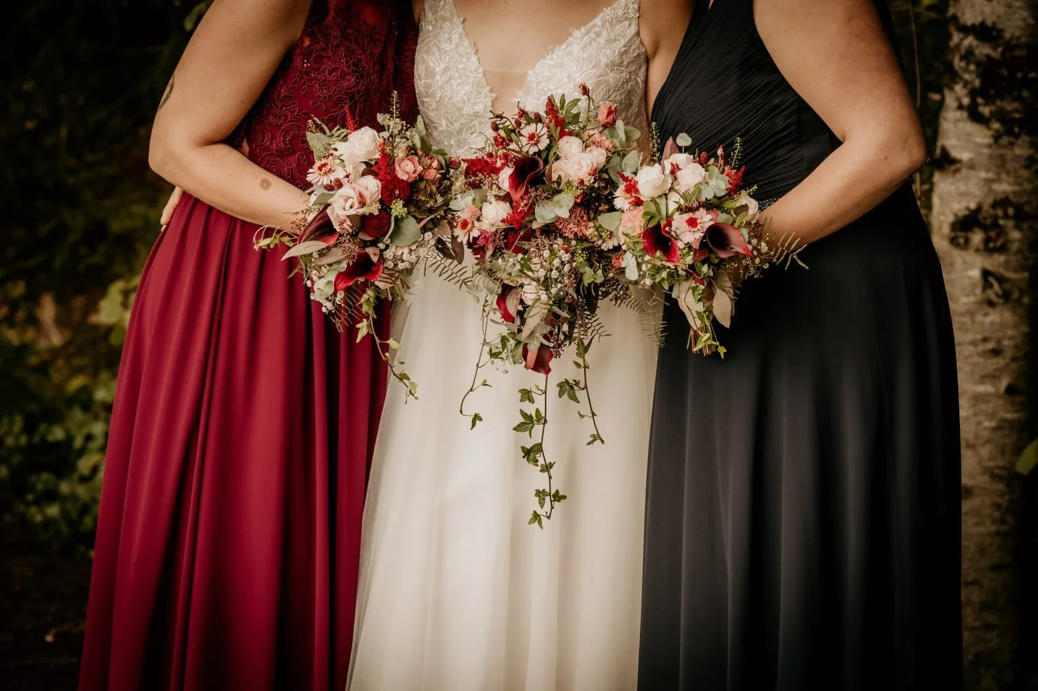 3 Sträusse mit Kleid.jpg
