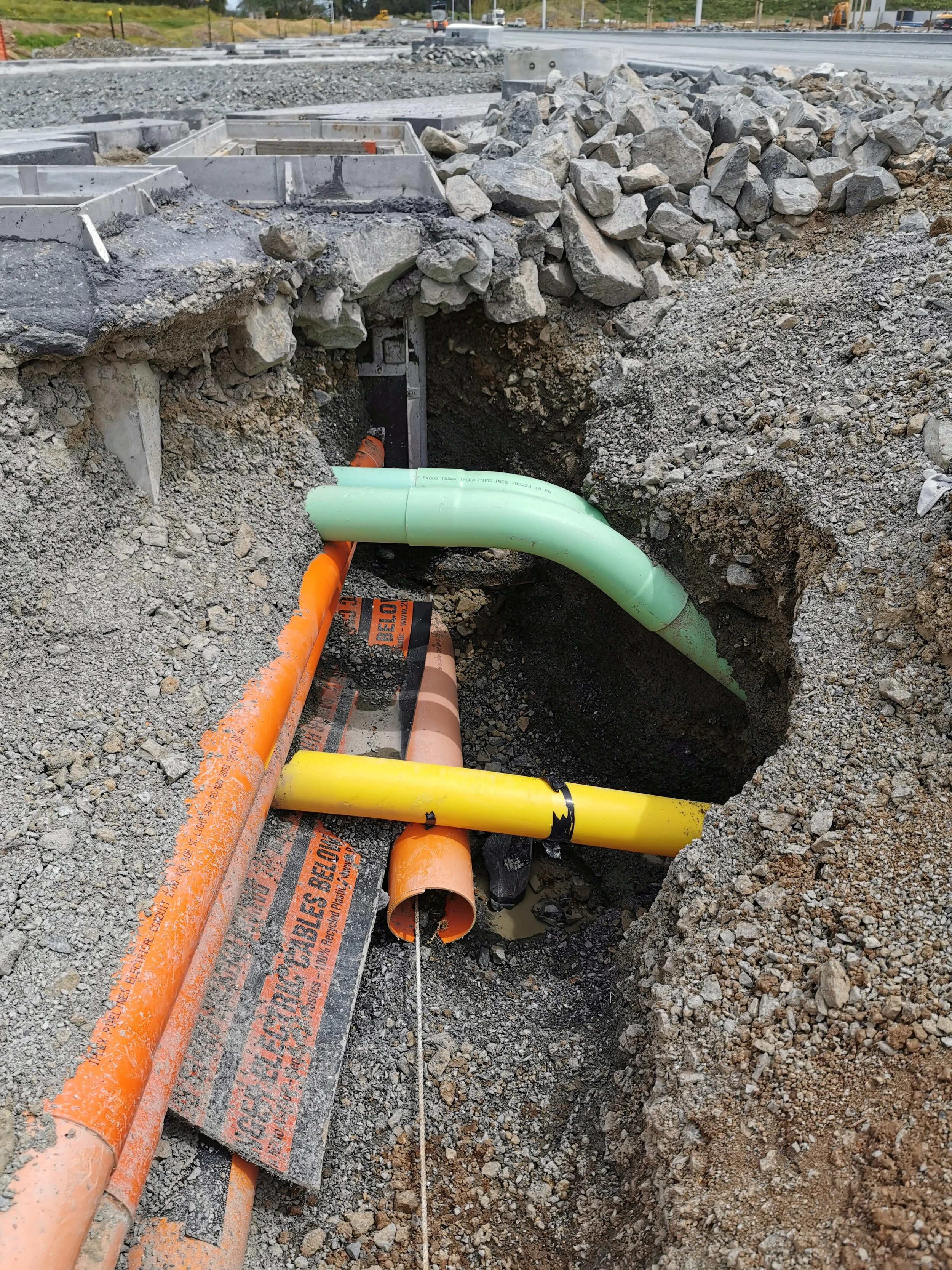 Auckland Airport HV Cable Install - Cable Underground.jpeg