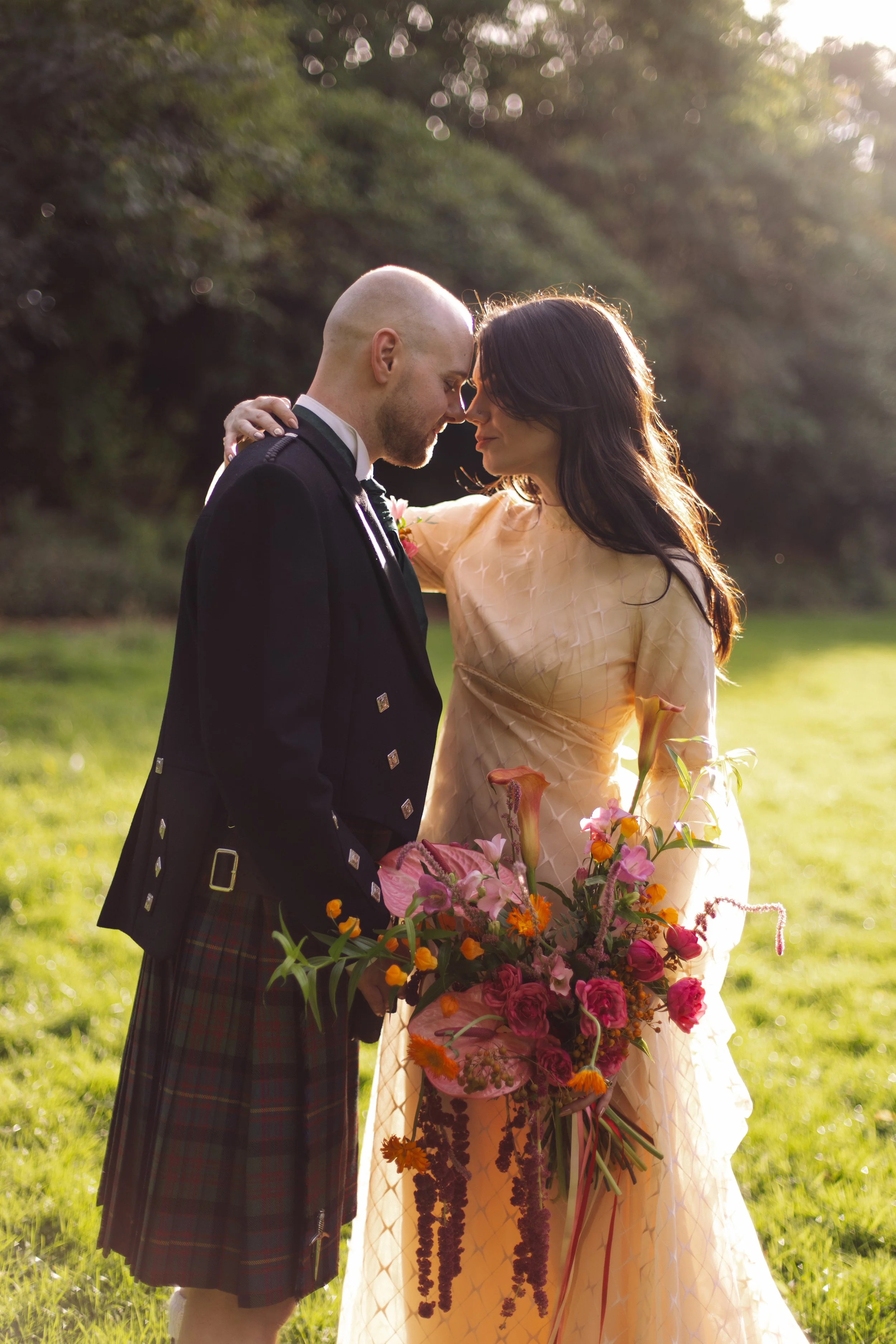 A weird and wonderful wedding at Queens Park Bowling Club, Glasgow with alternative florist, Rook Botanics.