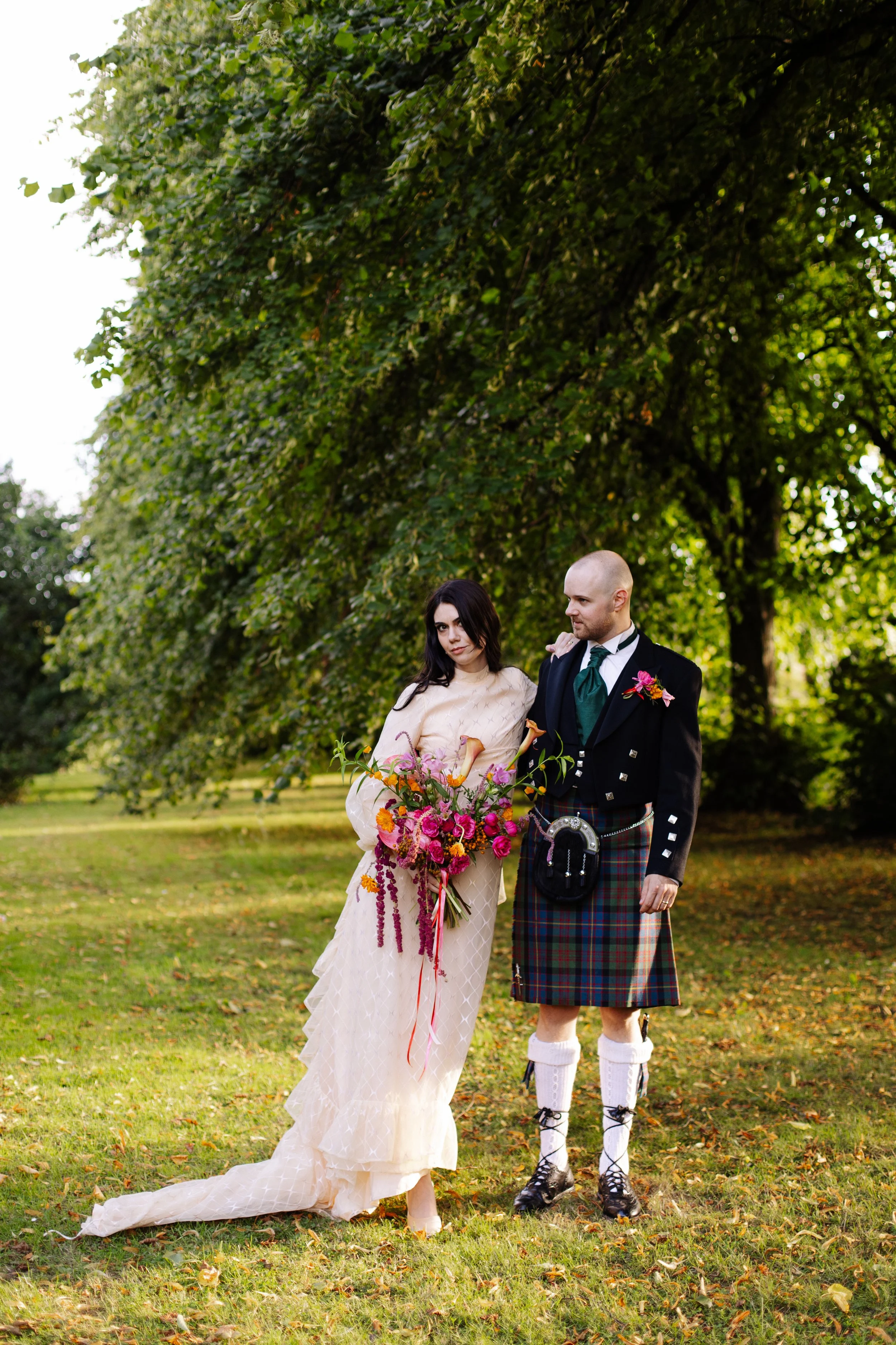 A weird and wonderful wedding at Queens Park Bowling Club, Glasgow with alternative florist, Rook Botanics.