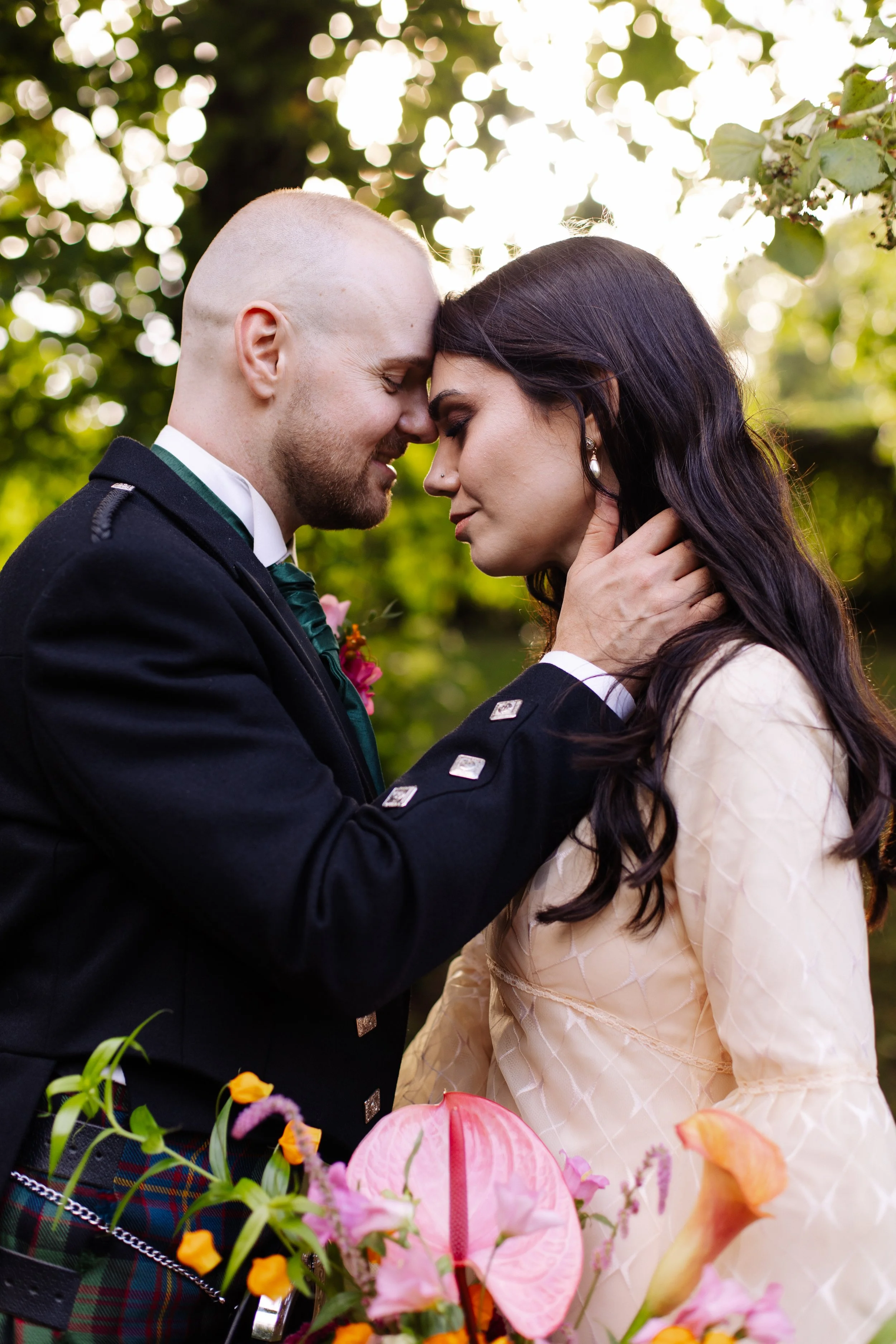 A weird and wonderful wedding at Queens Park Bowling Club, Glasgow with alternative florist, Rook Botanics.