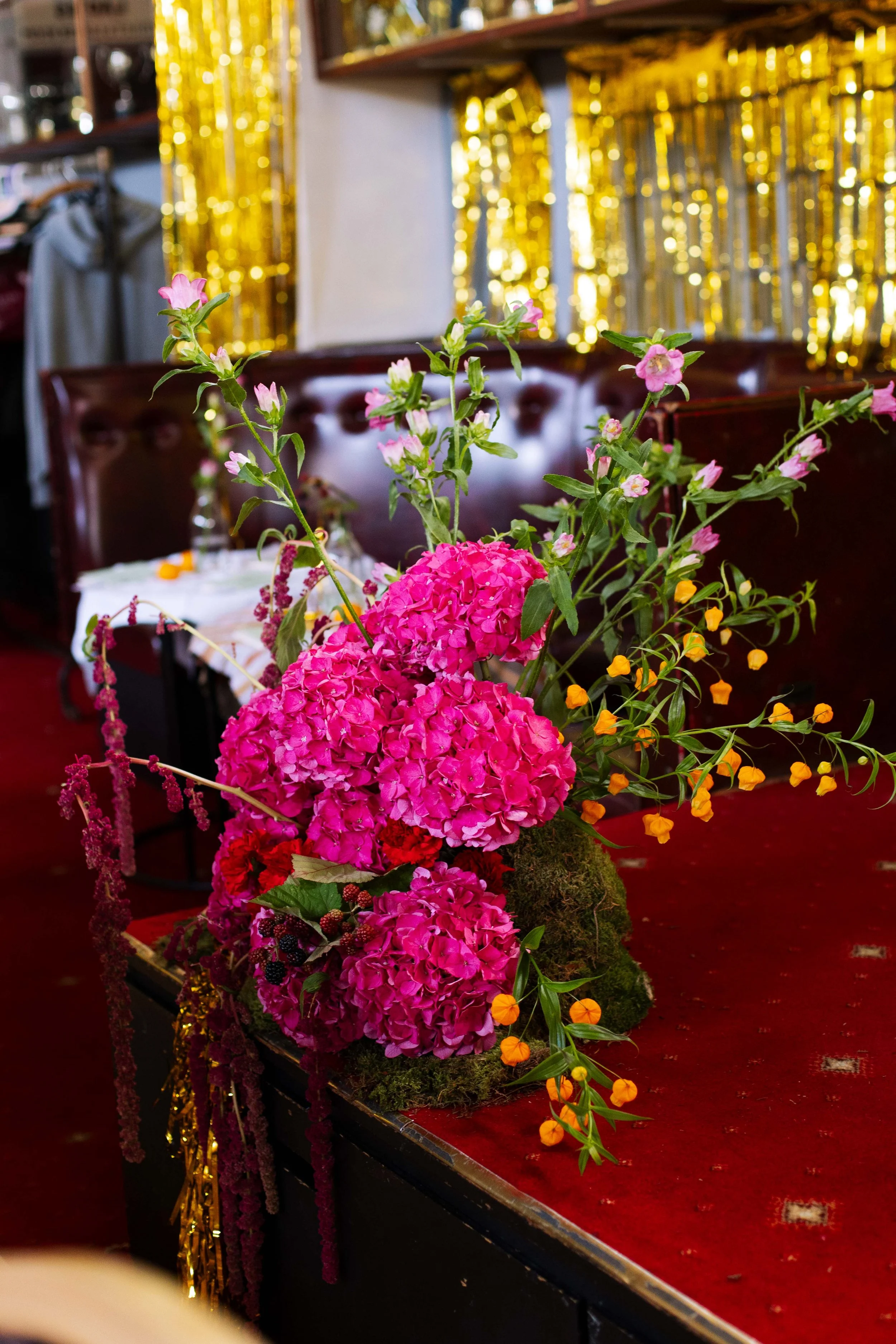 A weird and wonderful wedding at Queens Park Bowling Club, Glasgow with alternative florist, Rook Botanics.