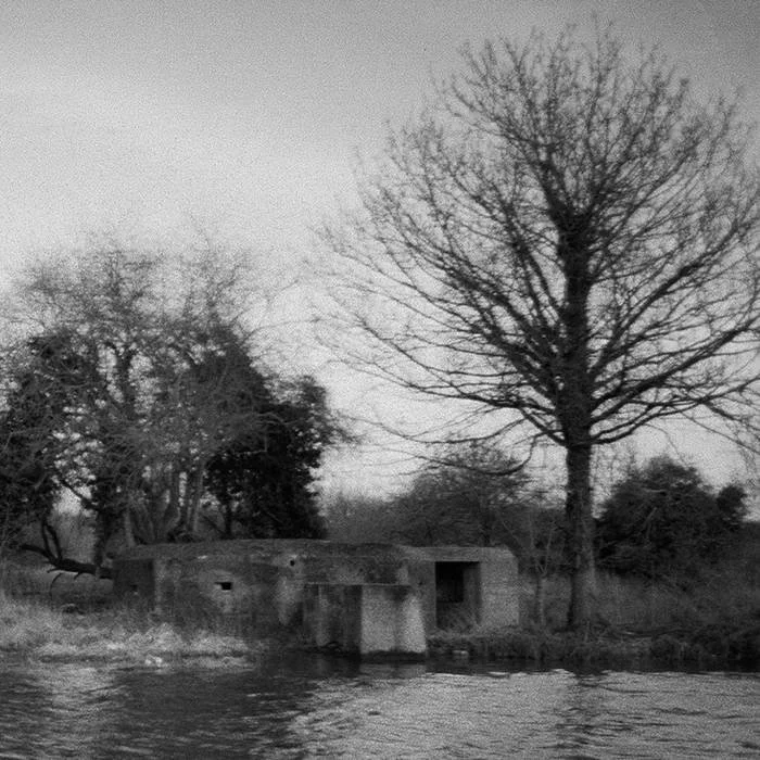 Girl in Synthesis The Rest is Distraction album cover