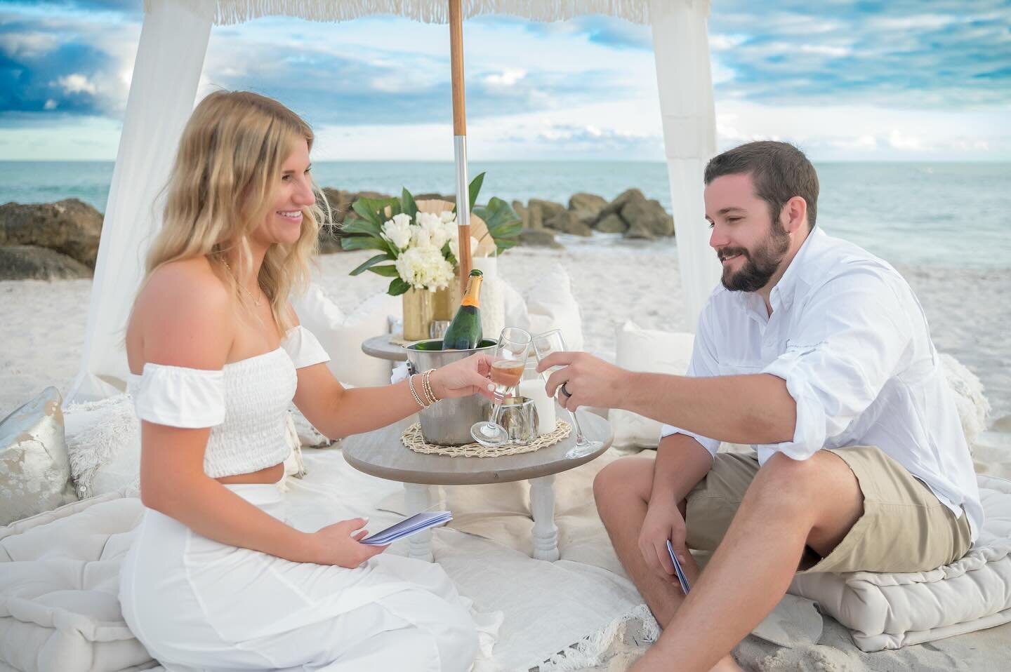Our deepest thank you to Sid with @photovisualsm for sharing these beautiful photos of our recent Sunset Serenade beach proposal at @palmshotelmiami. What a lovely couple, what a splendid day for a vow renewal❤️ And working with such great profession