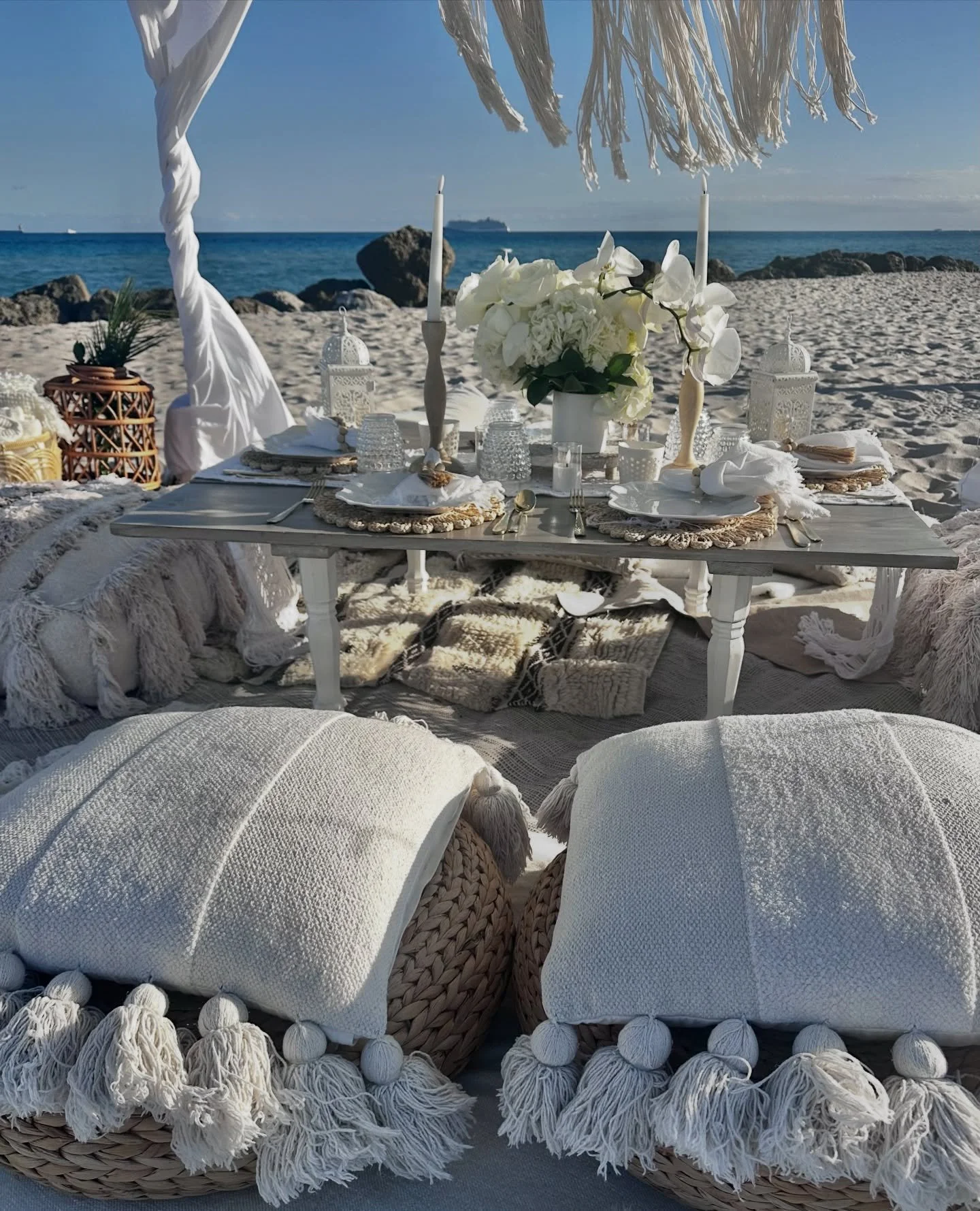 It was a beautiful day&hellip;#miamibeachday #miamistyle #beachpicnic #oasis