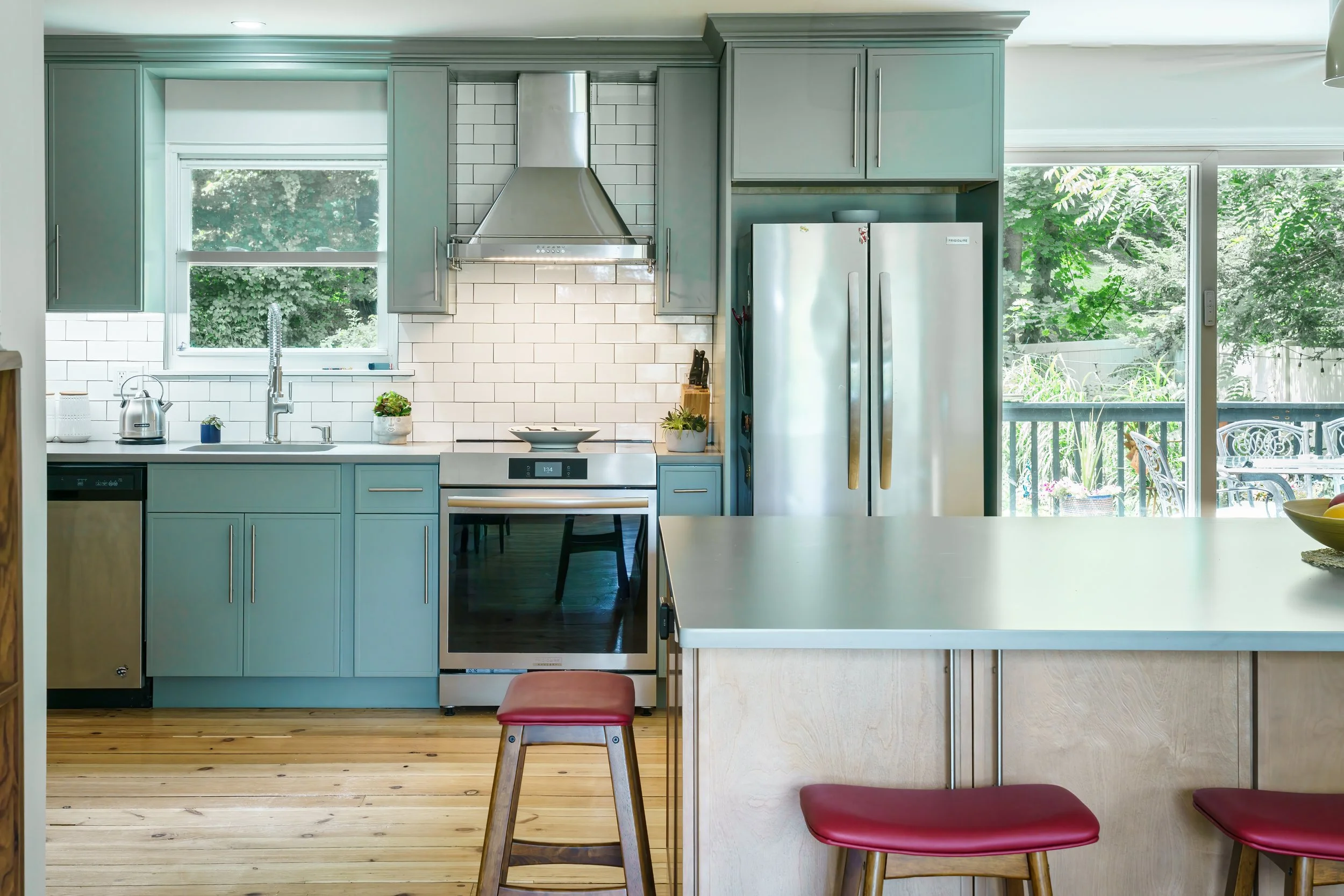 Contemporary Kitchen Remodel by PCONY (Prestige Cabinetry Of N.Y) project photo