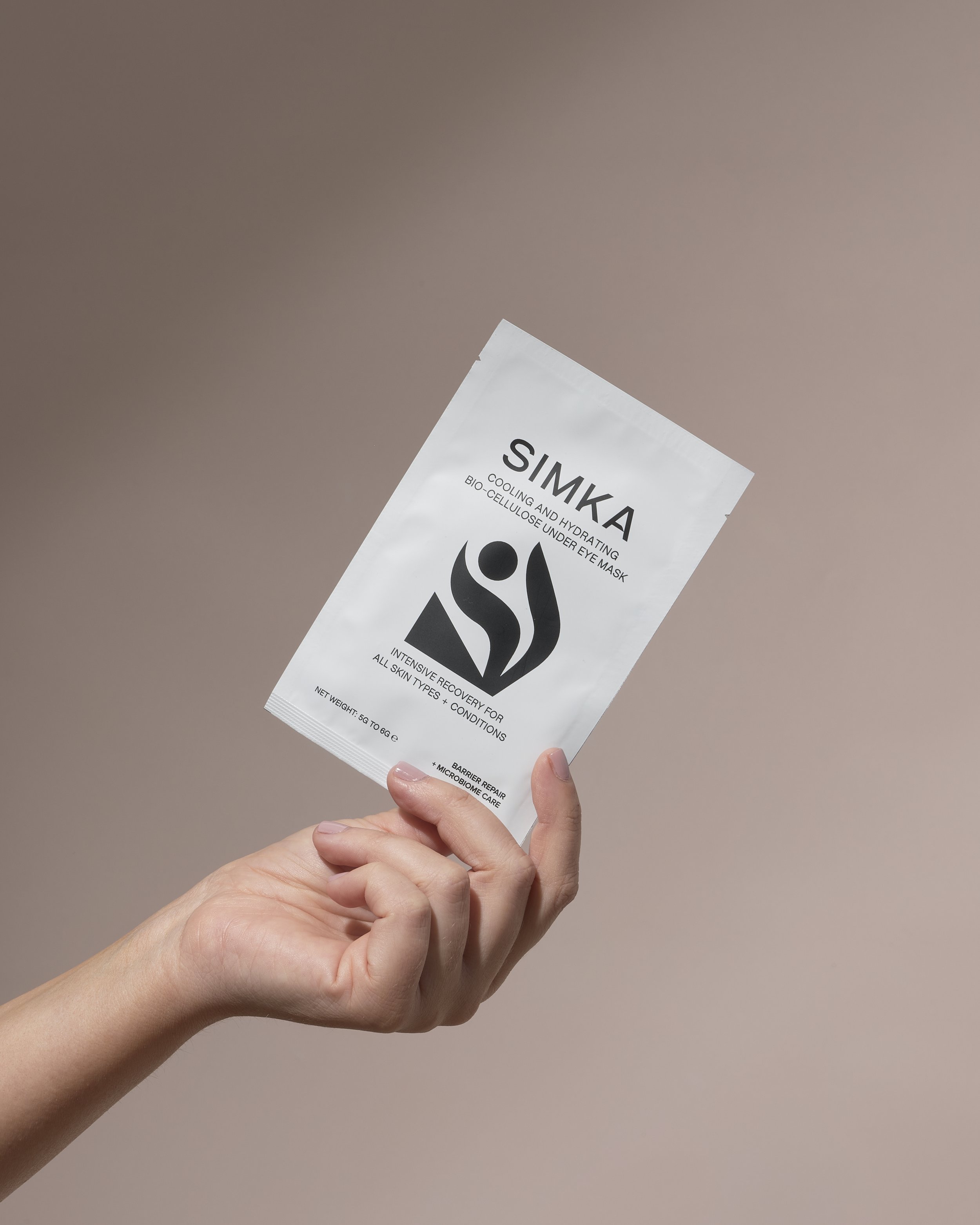 SIMKA-UnderEyeMask1.jpg