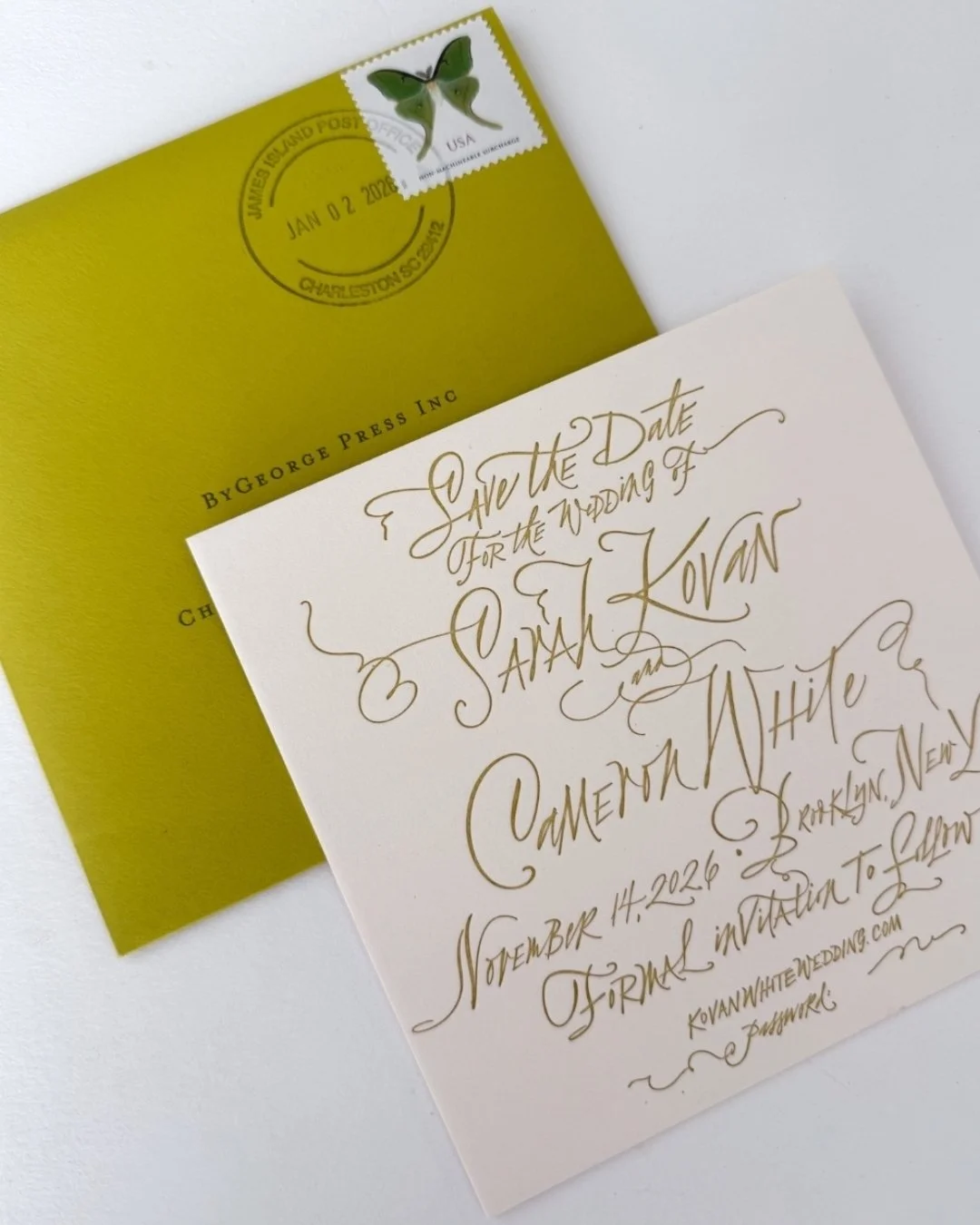 Sarah &amp; Cameron 💚

#savethedate #savethedates #letterpress #invitations #weddinginvitations #luxuryweddings #weddingpaper #letterpressinvitations #chartreuseinvitations #colorplan #gm&uuml;nd #gmundpaper #calligraphy 

@rachelfishercalligraphy