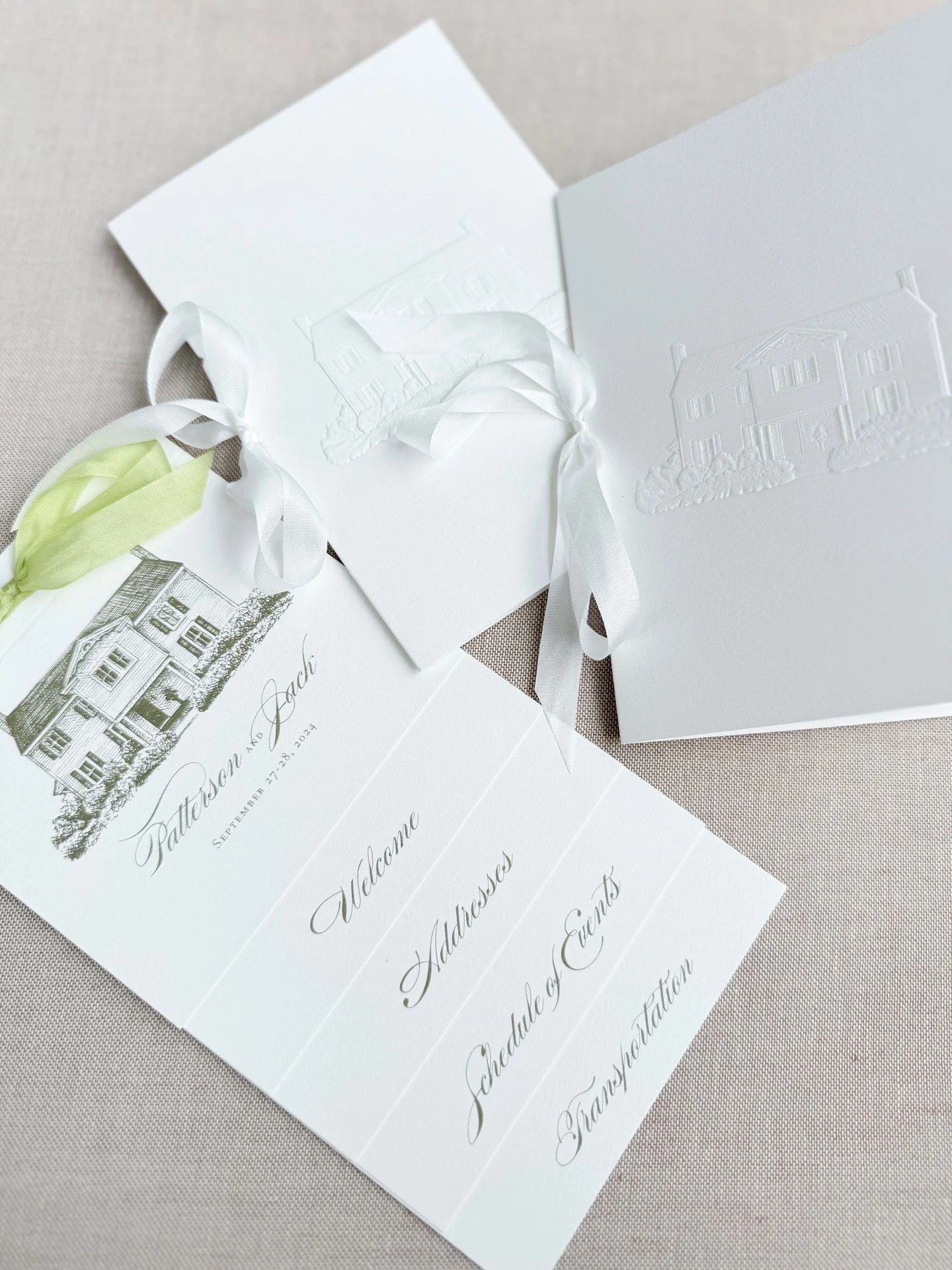 Day of details for @carolinefullerevents

#sculptedemboss #weddinginspiration #weddingprogram #weddingstationery #weddinginspo