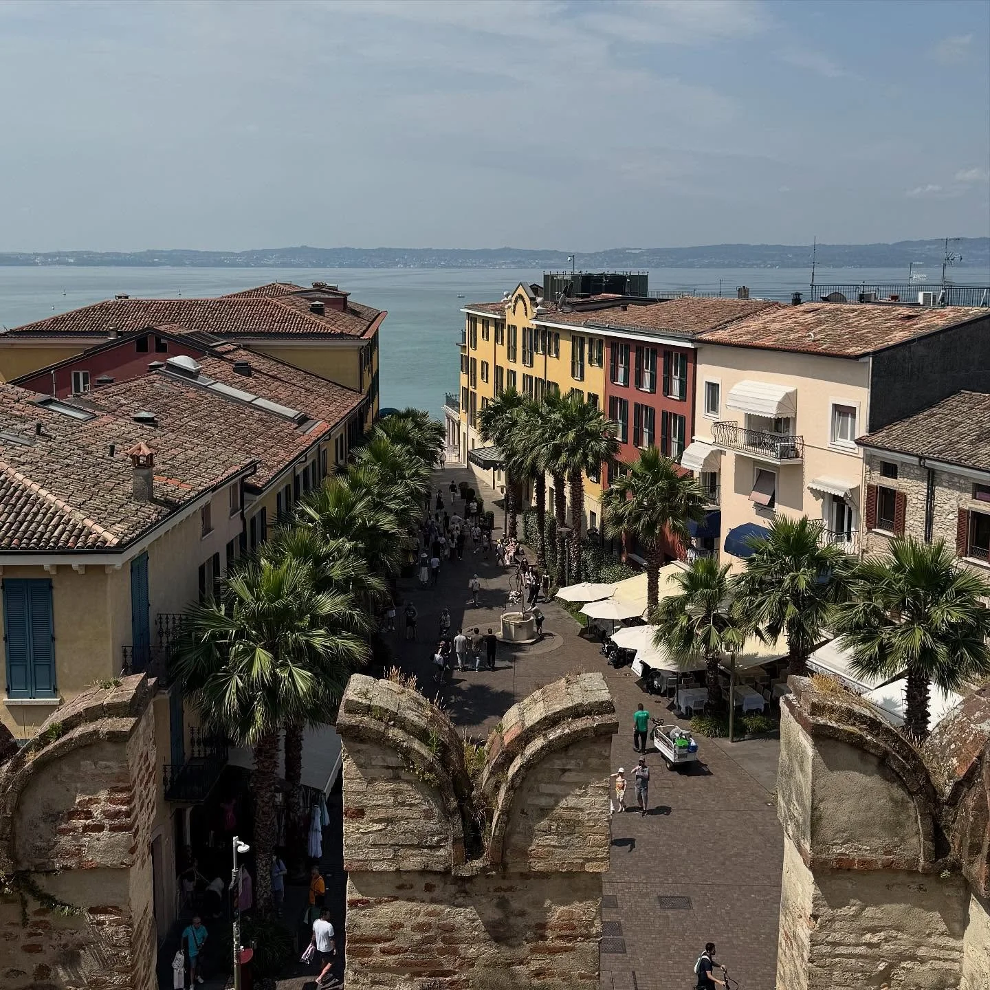 Today I share a fun conversation with Katerina Ferrara about her connection to Italy and how she immersed herself in traveling and exploring the many places you can go in Italy on a unique travel adventure. 

We talk about Katerina&rsquo;s journey fa