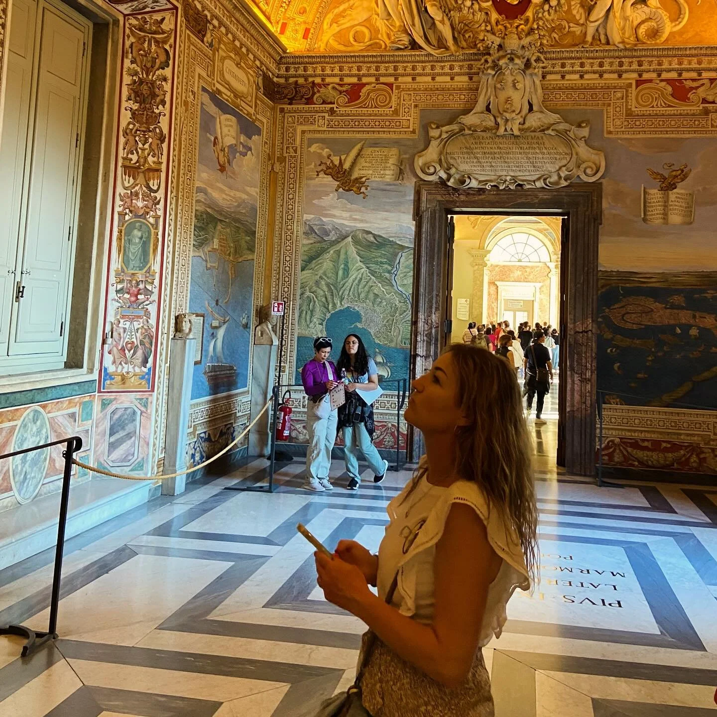 &ldquo;What you seek is seeking you&rdquo; - Rumi 🧡

1st October 2024 💫💫

#italy #romaitalia🇮🇹 #roma #rome #italia #places
