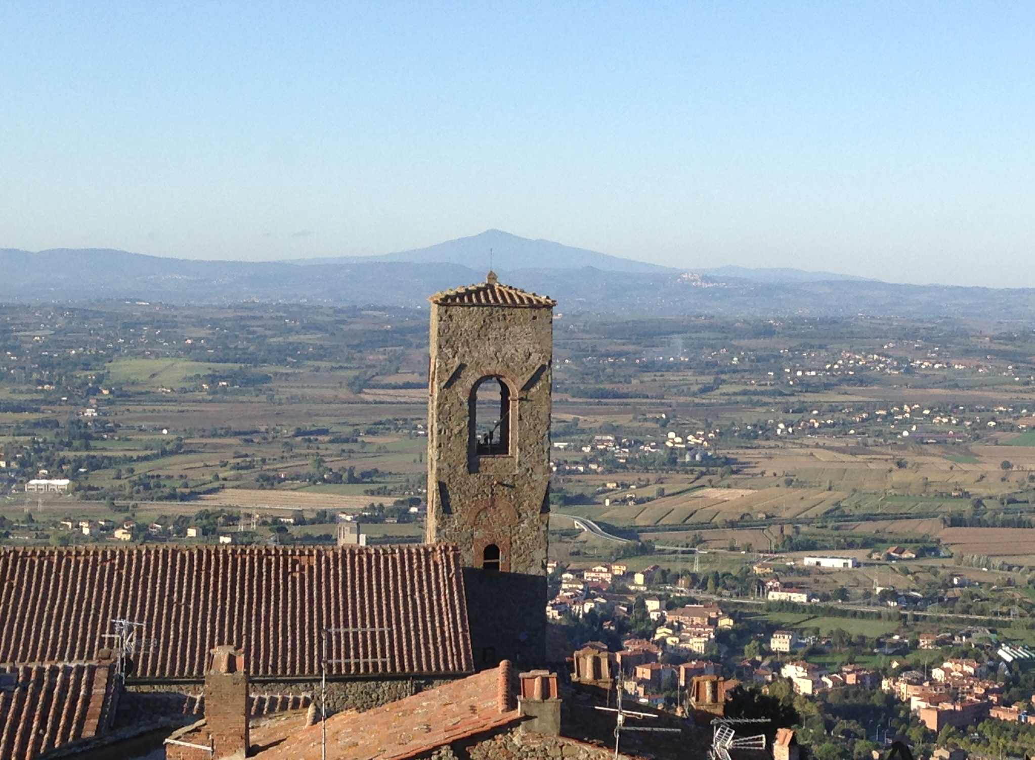 Episode 97: The Next Chapter - Book Dates, Italy Adventures, An Extract of my Book “Cortona”…....