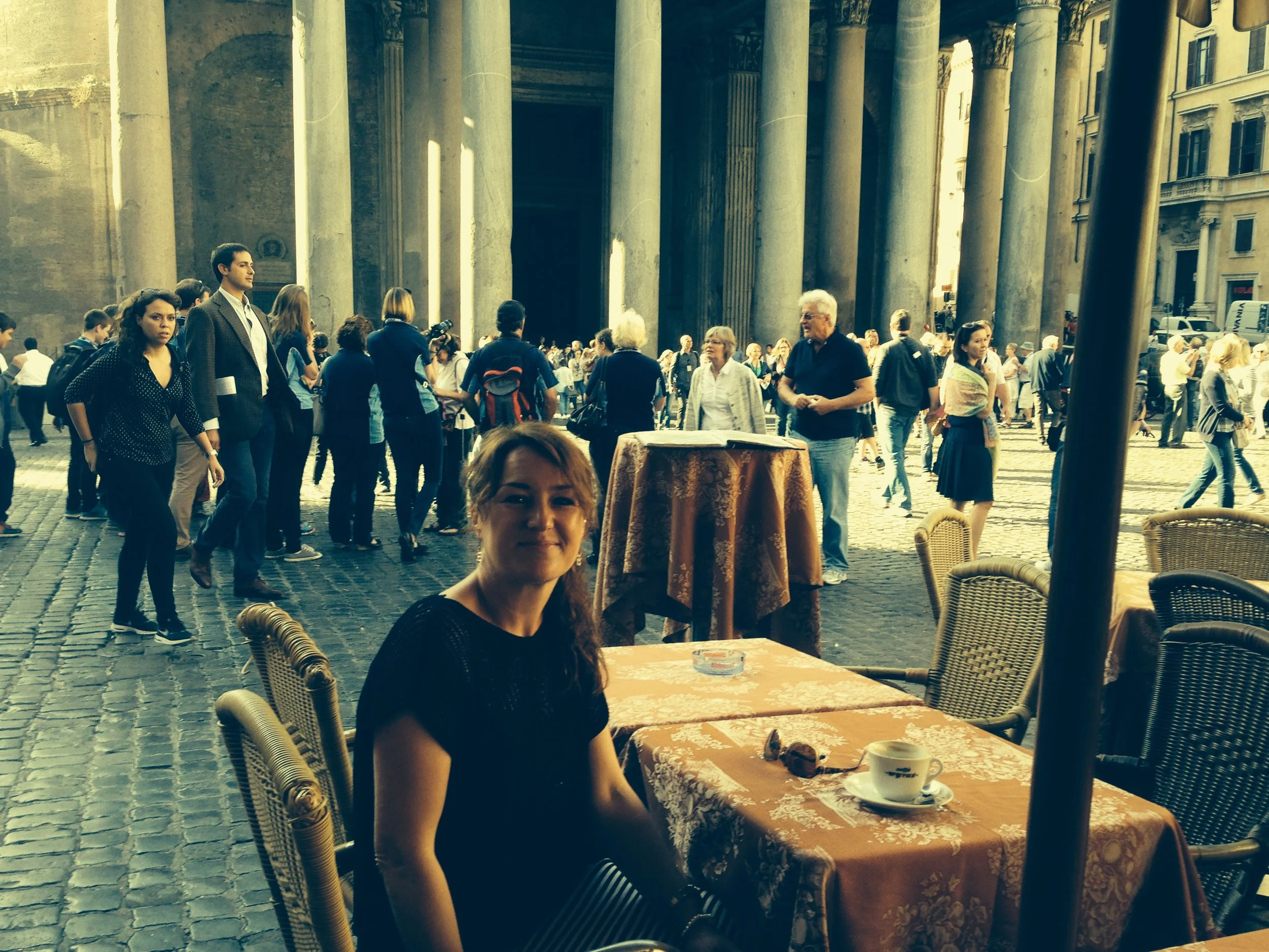 Sometimes you just have to write the book that you want to read! My Italian book Story…