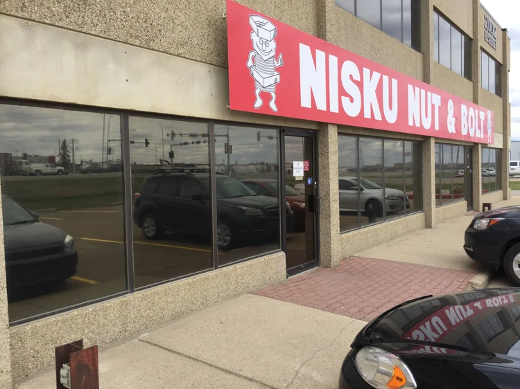 Nisku — Nut & Bolt Group