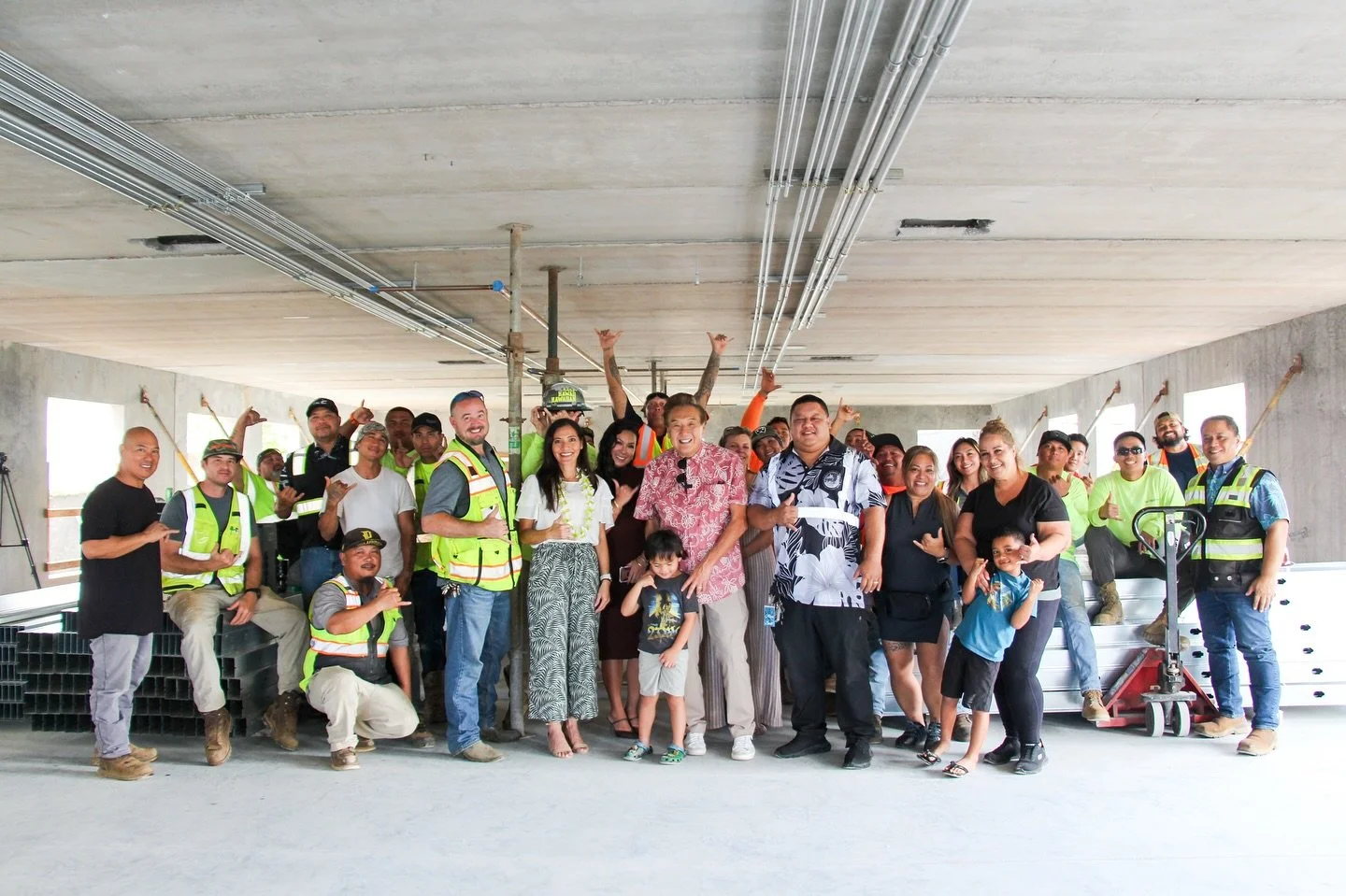 Mahalo @paullam77 for inviting me to the Pensacola/Wilder topping-off ceremony!

This new affordable housing project will bring 90 much-needed units to our community, including 80 one-bedroom and 10 two-bedroom homes.

After the tour, we had the priv
