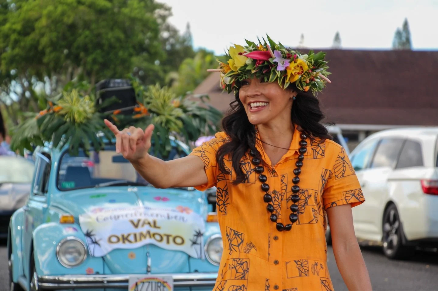 Mahalo to @mililanitrojans for the opportunity to participate in this year&rsquo;s Homecoming Parade! I look forward to this annual tradition every school year! A big mahalo to @subsnstripes for joining me with his VW Bug that perfectly matched this 