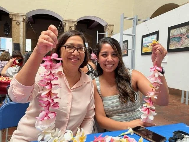 Lei Making 2.jpg