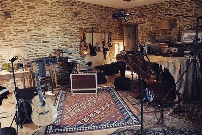 C&ocirc;t&eacute; Harvest 2007/2009
Indelible recording studio Normandy (FR)