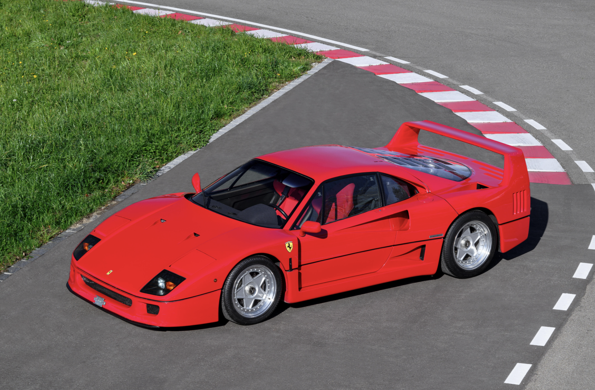 1991 Ferrari F40 Chassis no. ZFFGJ34B000089982 Engine no. 27824