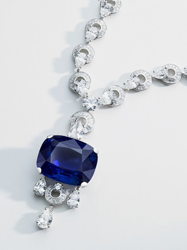 Bulgari necklace with a rare 118 Ct. Sapphire heads to Auction ...