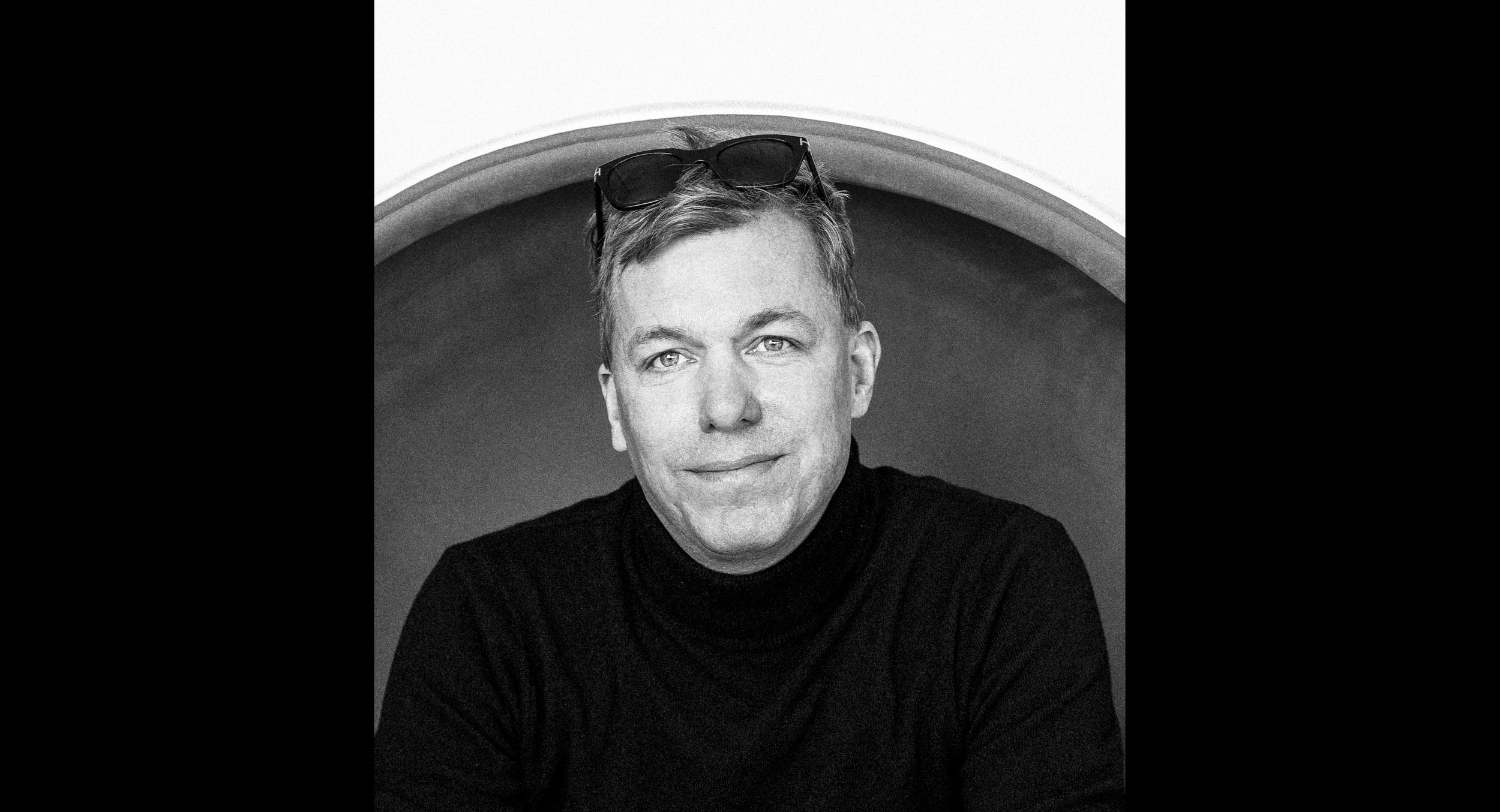 ARCHITECTURAL INTELLIGENCE presenter