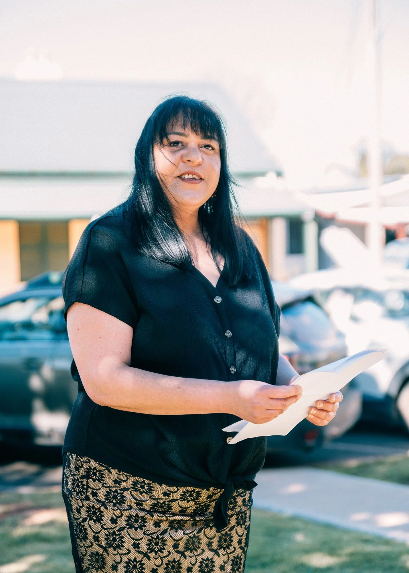 Ngiyampaa Elder Leonie McCosker giving the Welcome to Country. Photo: Belinda Dimarzio-Bryan