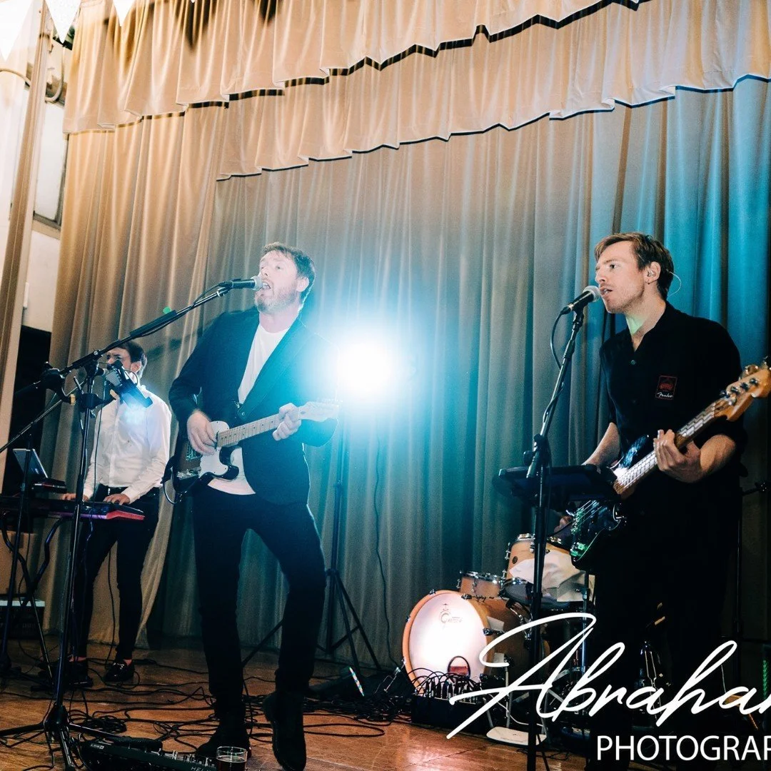 Throwback to Susie and Alex's epic wedding at @eventslsf in Leicestershire. Thanks for having us! 🎸🎹

📷 - @abrahamphotographyuk

Caterers - @your_paella &amp; @oregano_kitchen_uk
Stationary -  @gracefully.madeuk

#weddingband #weddingentertainment