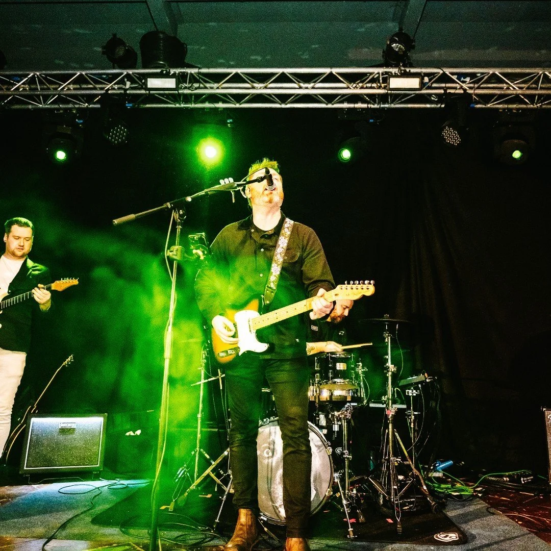 Happy New Year! 🎉 Kicking off 2025 with some great memories from Hannah and Jonny&rsquo;s wedding at @clearwellcastle. It was an incredible night and we were honoured to be part of it. 🥂 

If you&rsquo;re planning your summer wedding, we&rsquo;re n