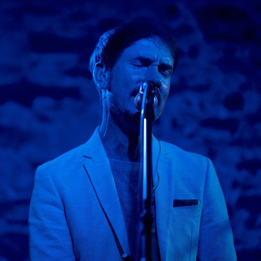 This was a good one at @briarshallhotel in Lancashire. The dancefloor was packed 🙌💃

Photographer - @sarah_glynn_photography 📷
Venue - @briarshallhotel 🏛️

#weddingband #liveband #bandsinlancashire