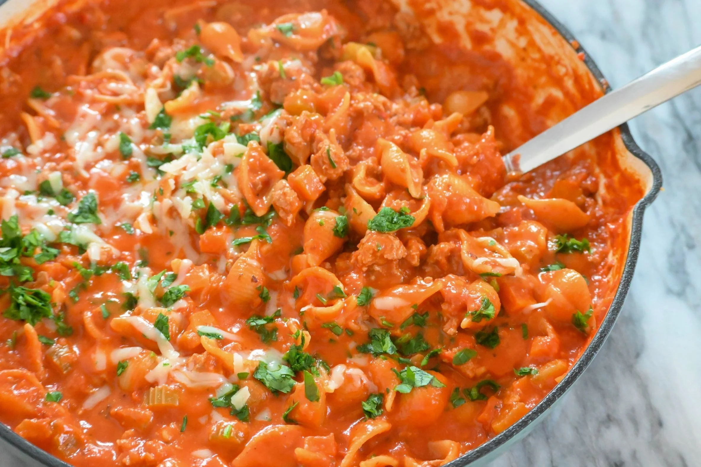 Chicken & Veggie Pasta Skillet with Bell Pepper Tomato Sauce — Earth